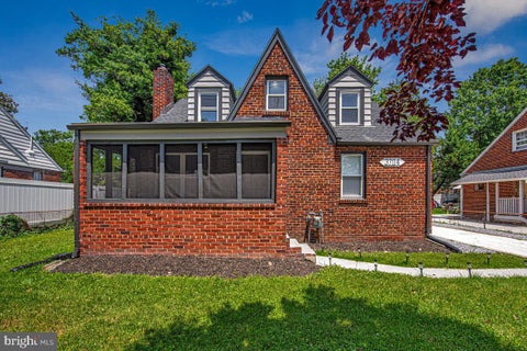 Homes For Rent - 3704 Hamilton Street<br/> HYATTSVILLE, MD 20782