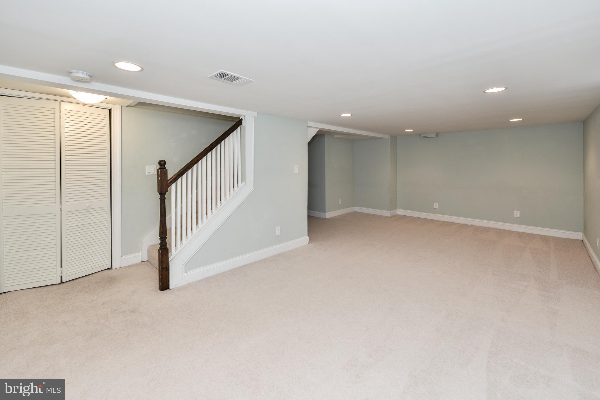 ROBERT E STAFFORD - Residential Lease