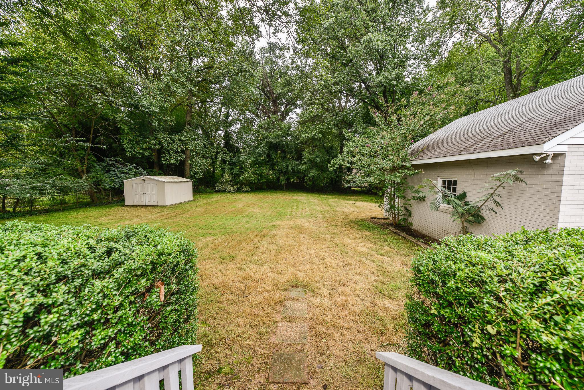 ROBERT E STAFFORD - Residential Lease