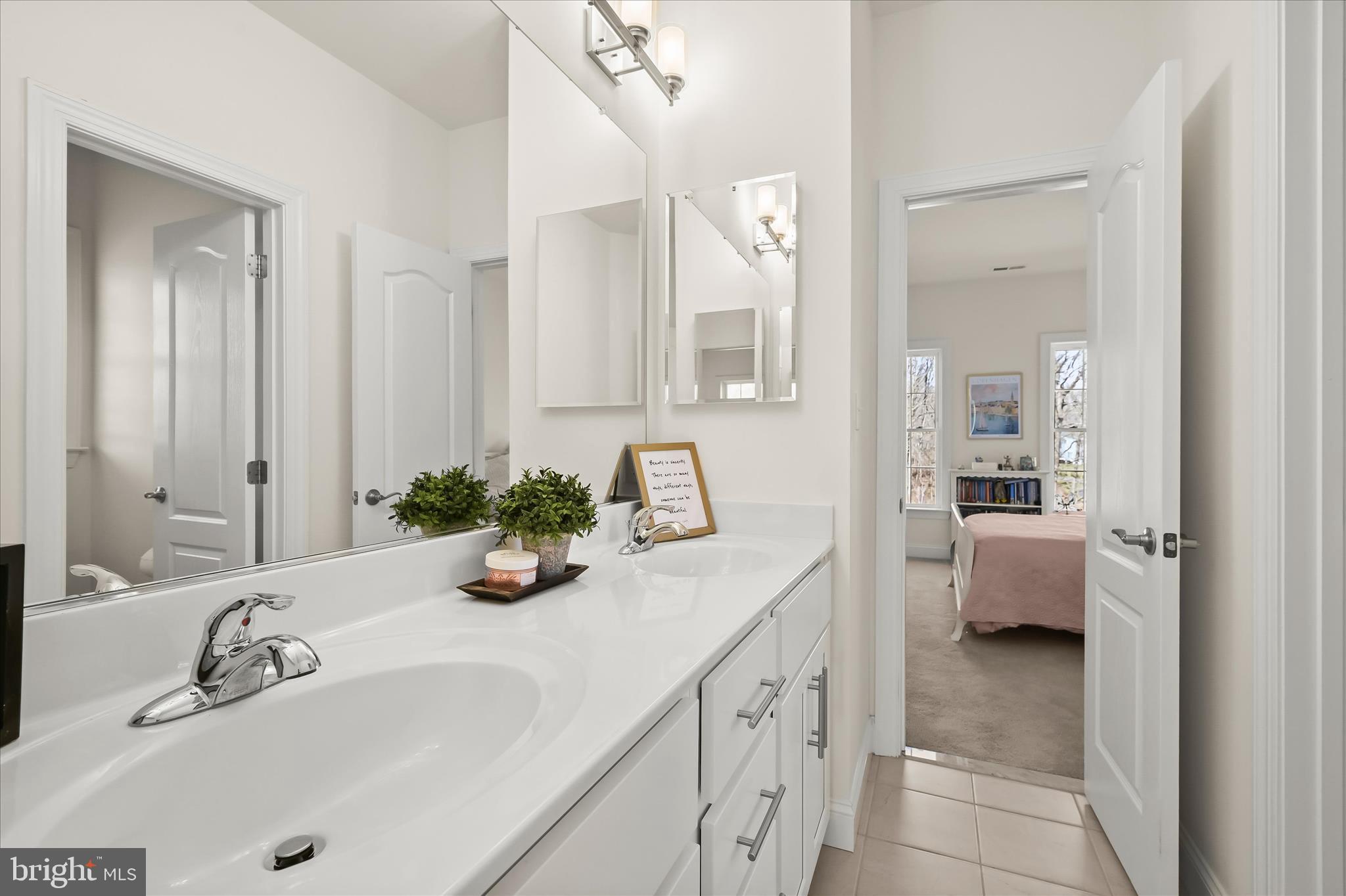 ALLNUTT FARMS ESTATES - Residential