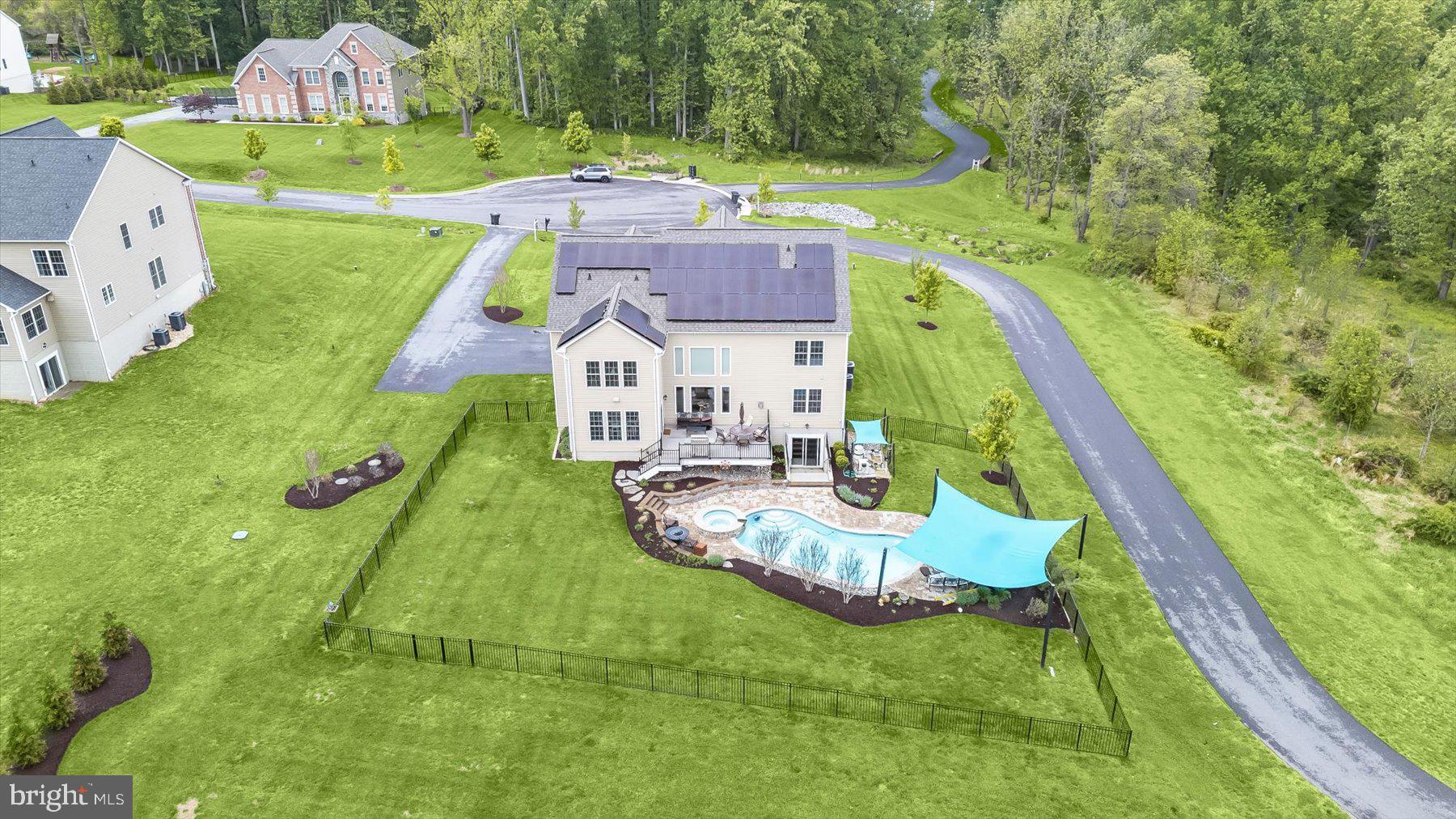 ALLNUTT FARMS ESTATES - Residential