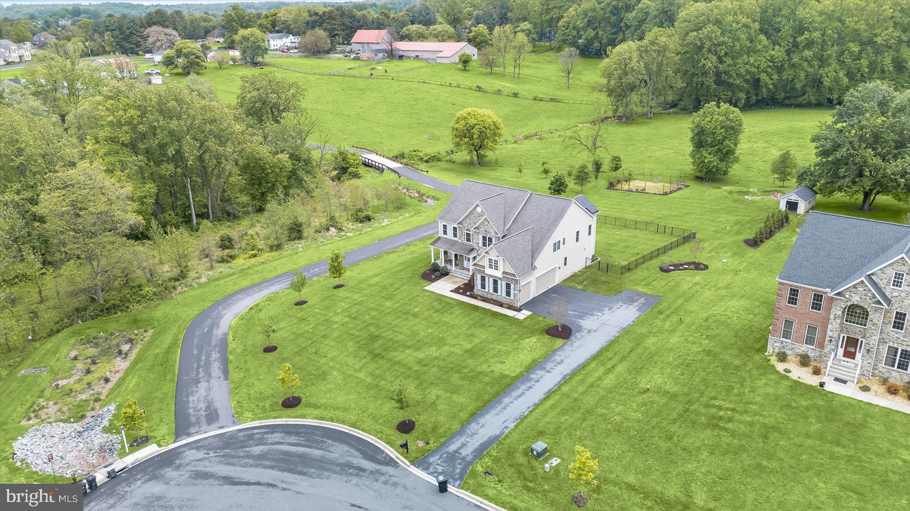 ALLNUTT FARMS ESTATES - Residential