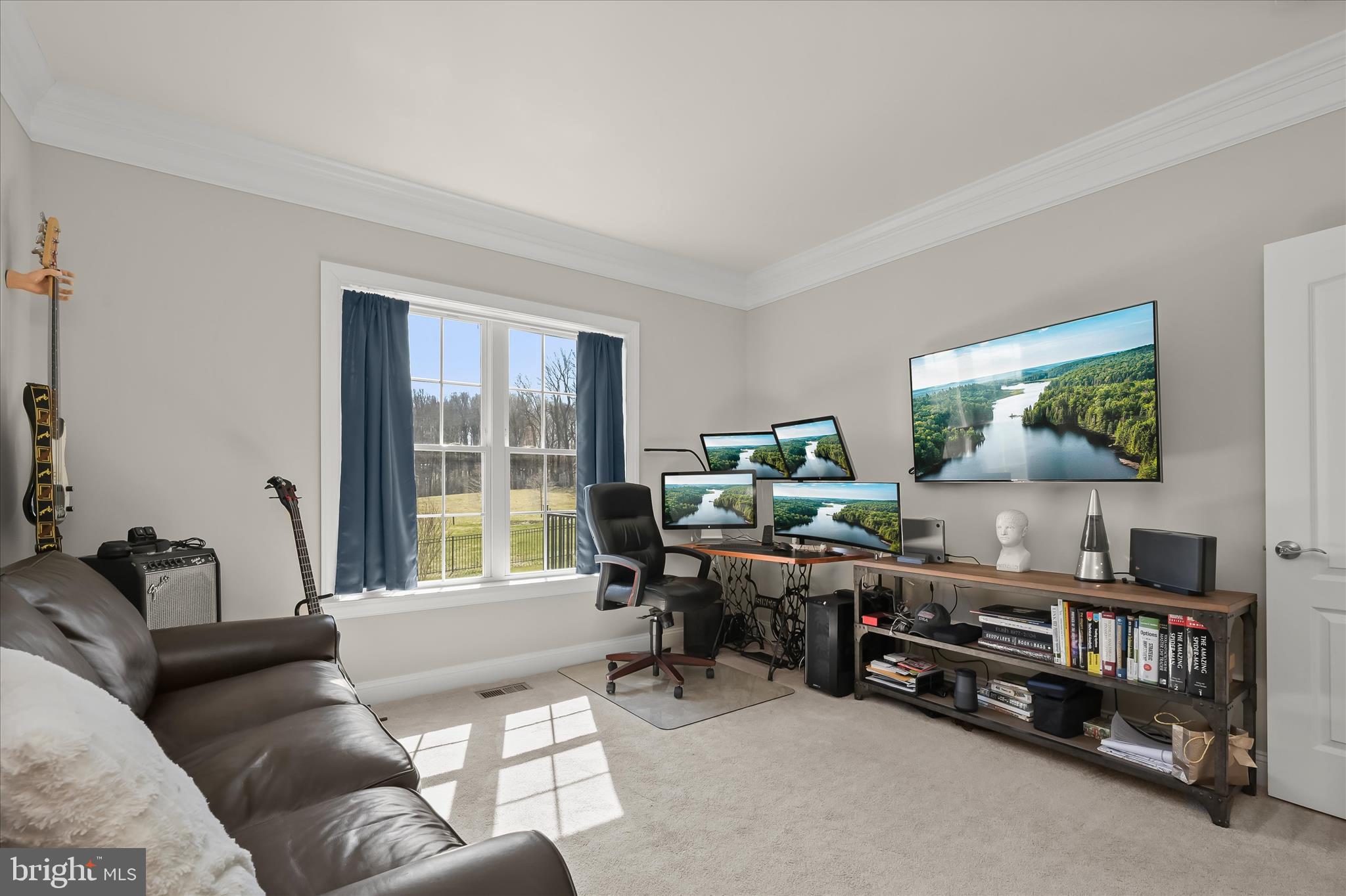 ALLNUTT FARMS ESTATES - Residential