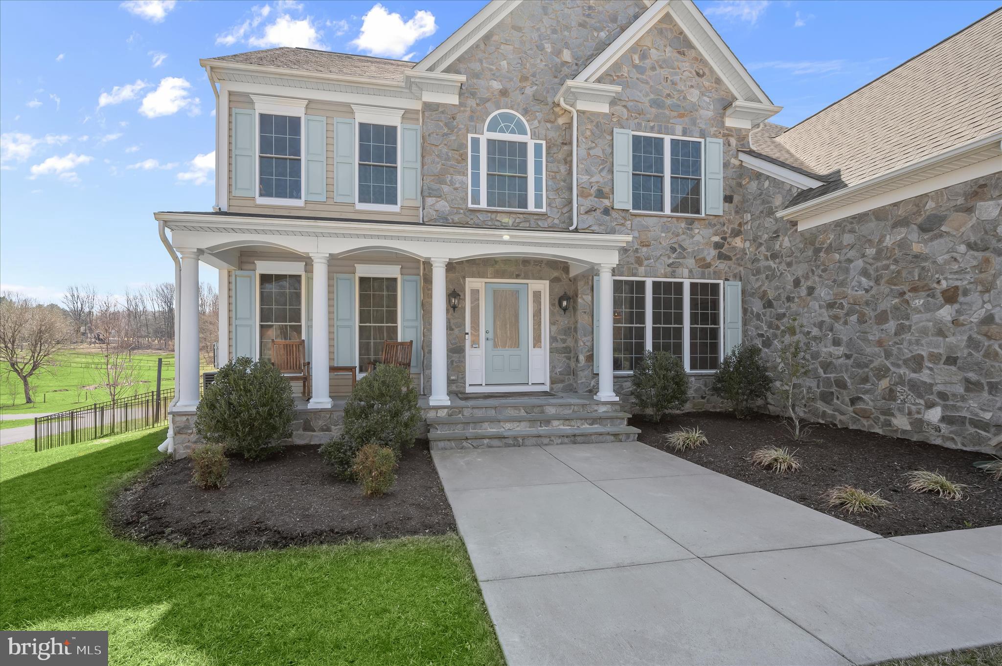 ALLNUTT FARMS ESTATES - Residential