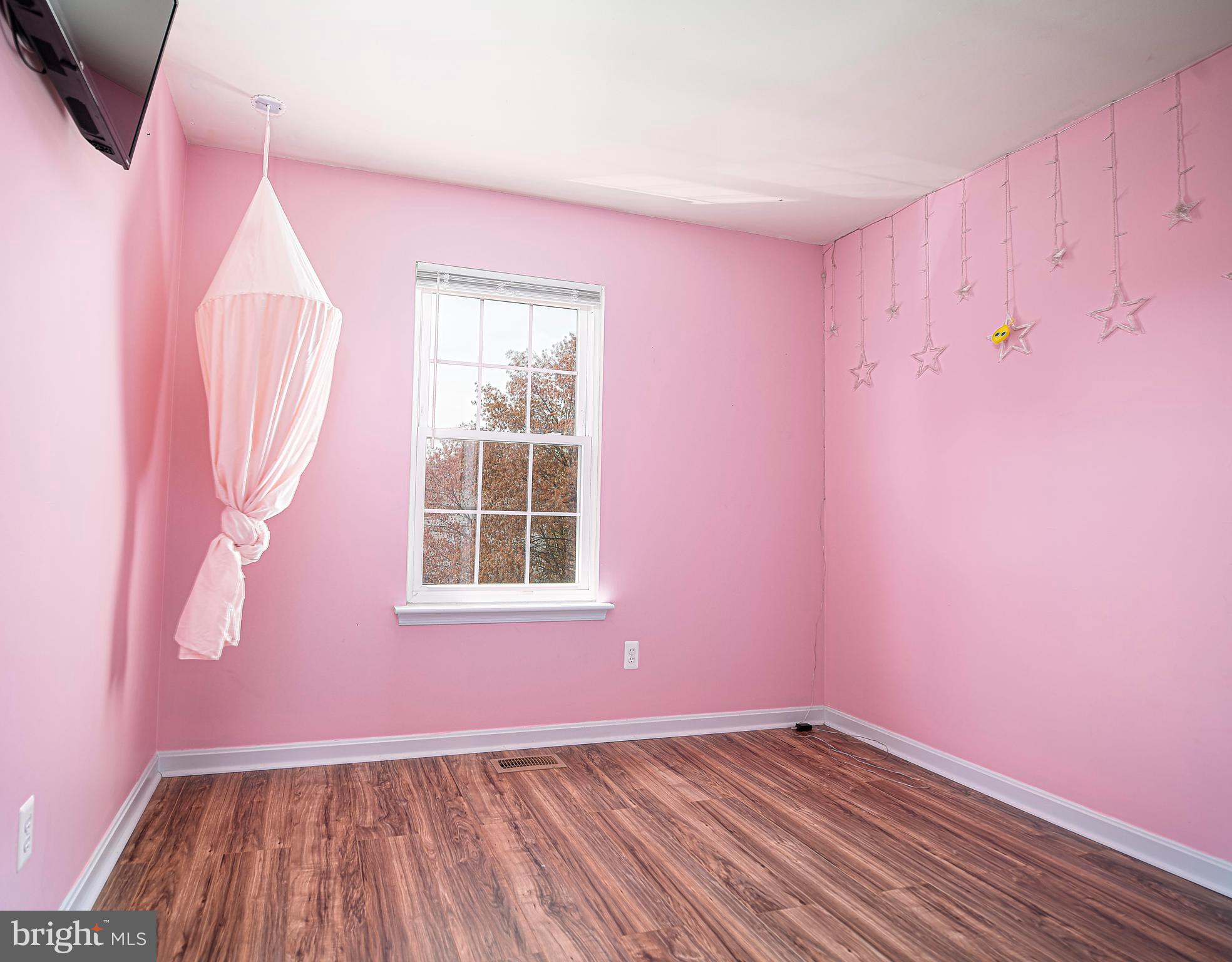 ABINGDON ESTATES - Residential