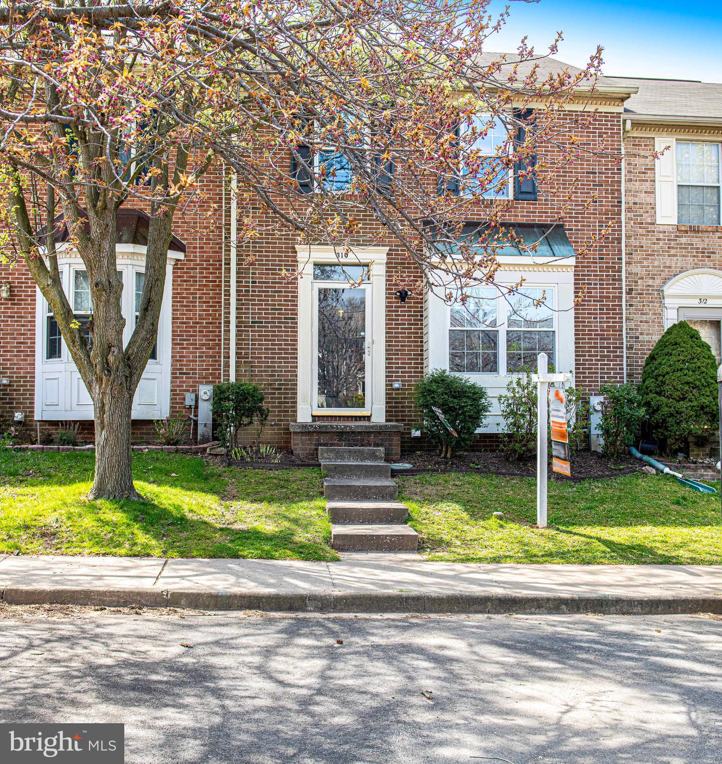 ABINGDON ESTATES - Residential