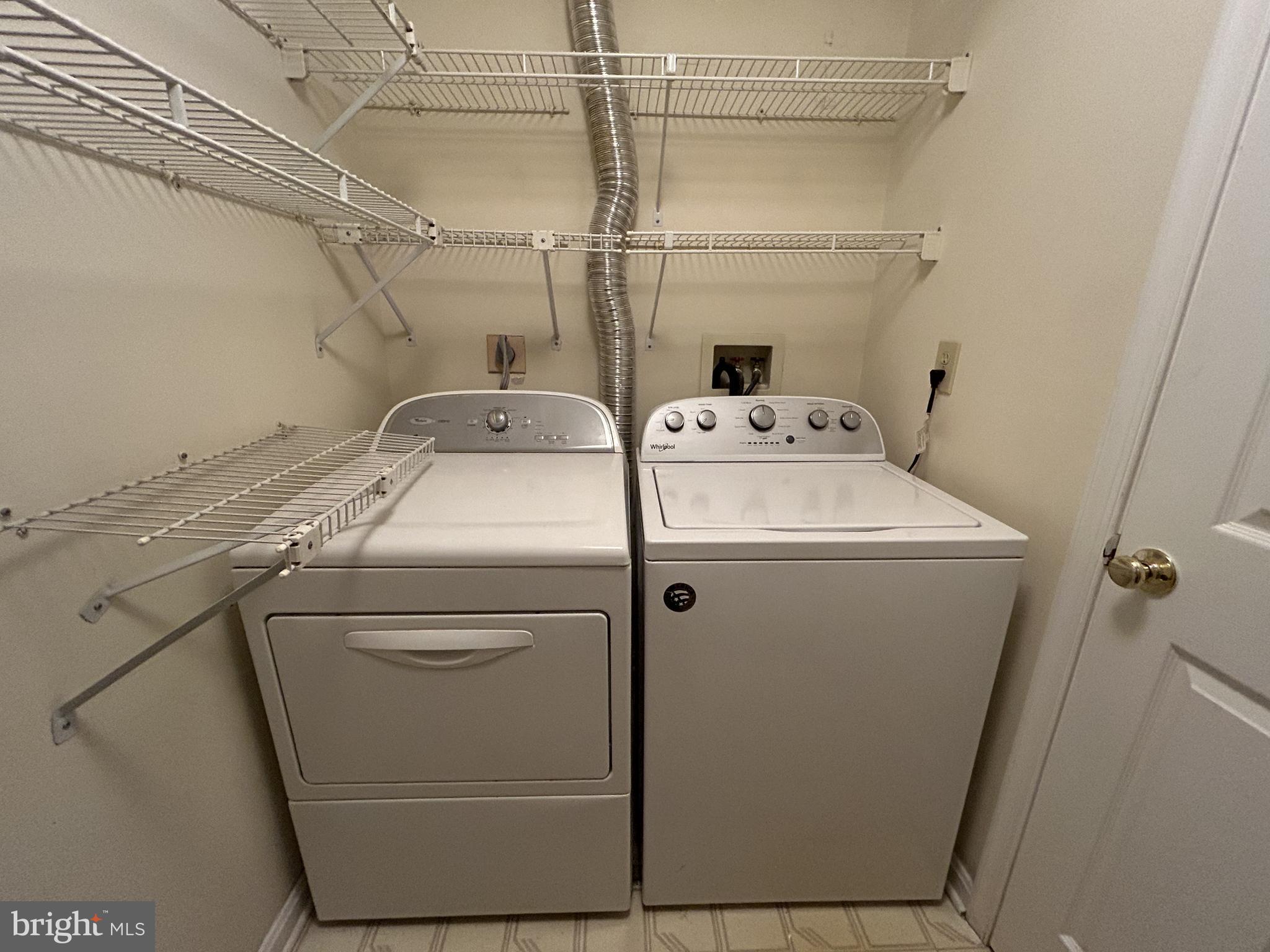 OLD FARM STATION - Residential Lease