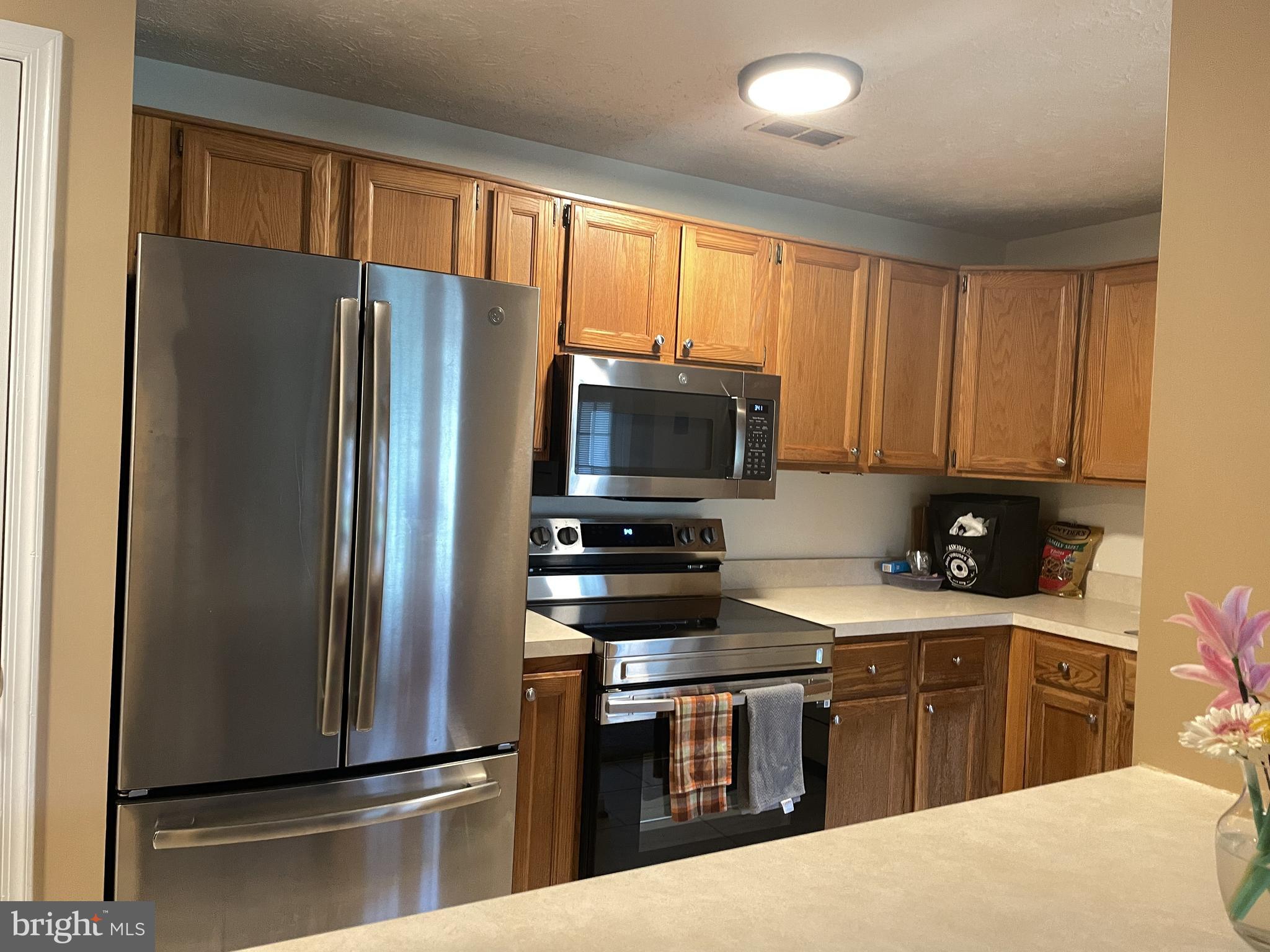 OLD FARM STATION - Residential Lease