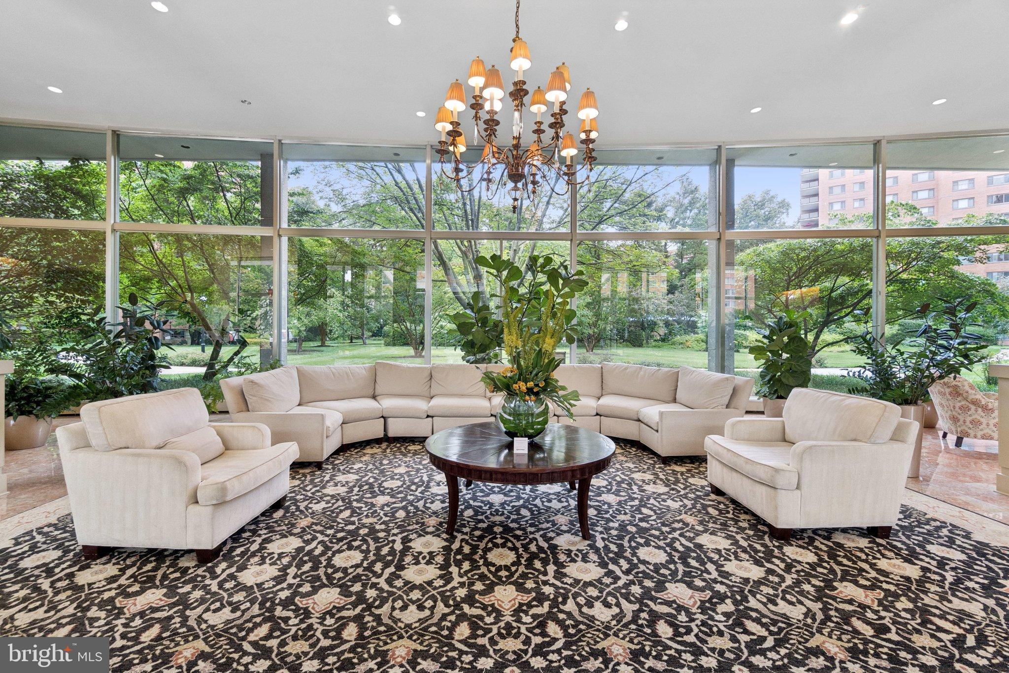 4201 CATHEDRAL AVENUE NW 122E