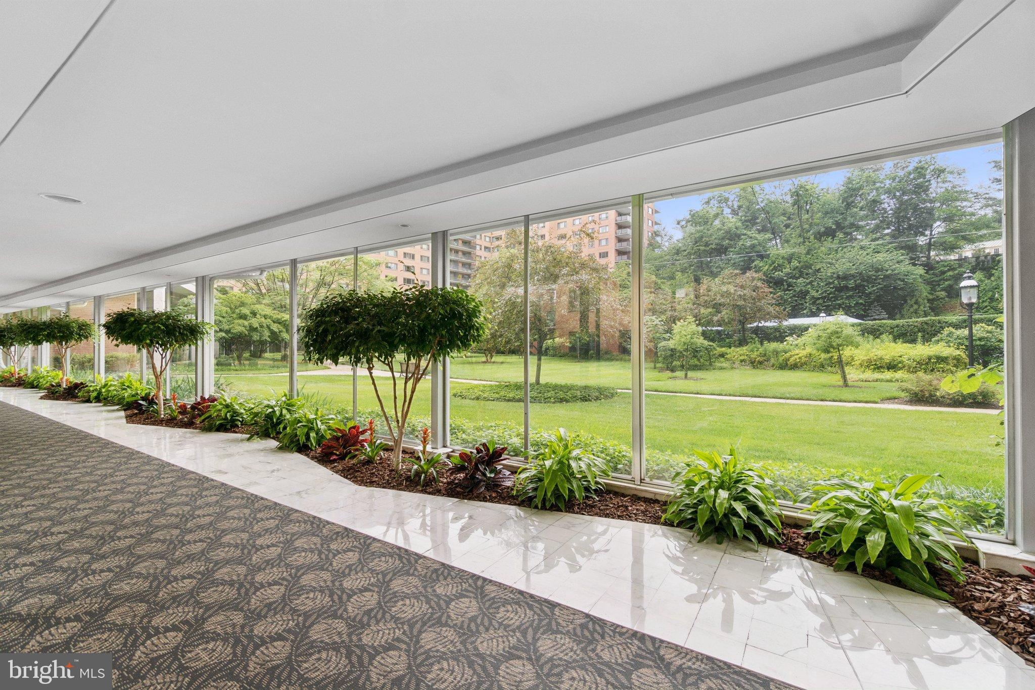 4201 CATHEDRAL AVENUE NW 122E