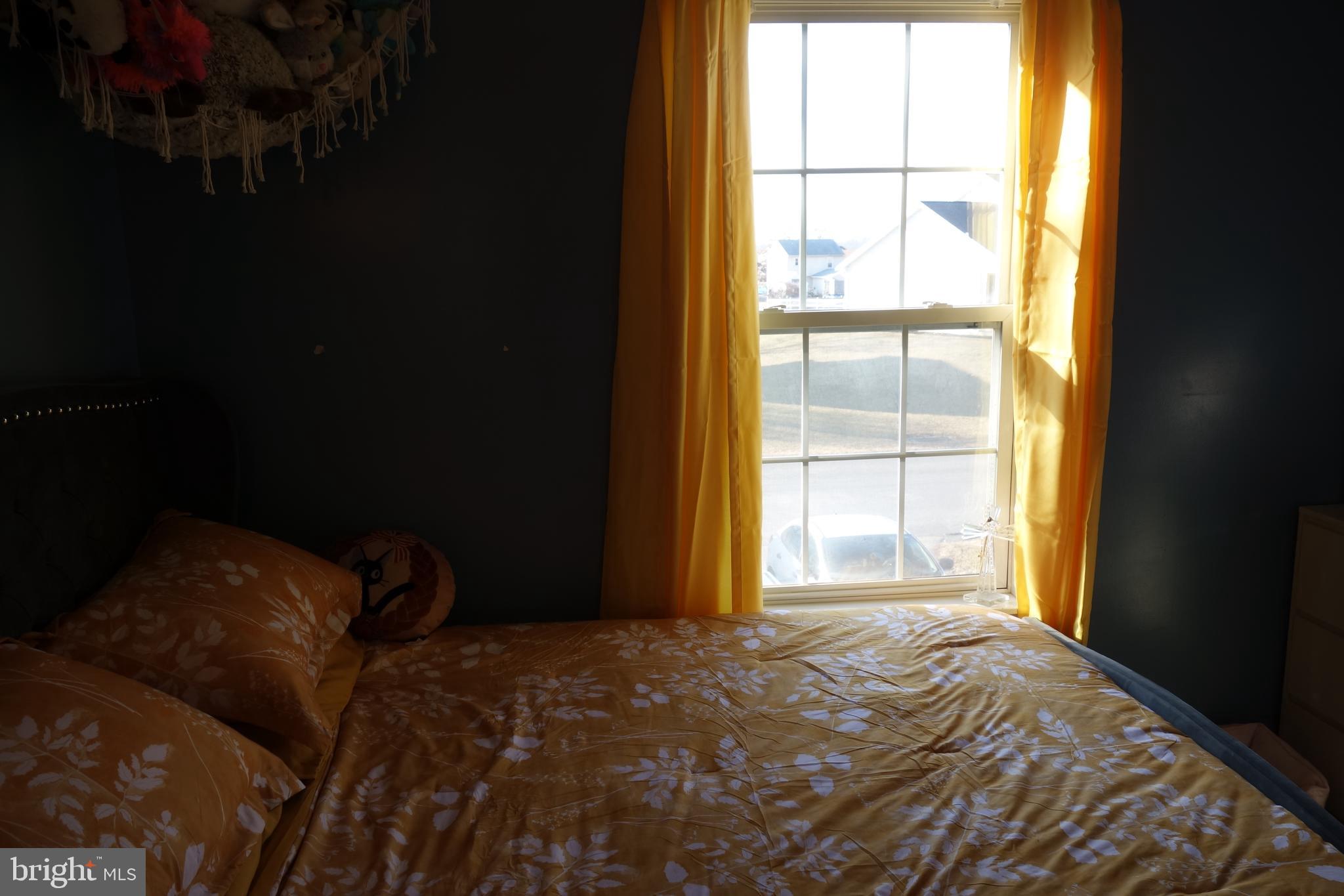 MOUNTAIN SHADOWS - Residential