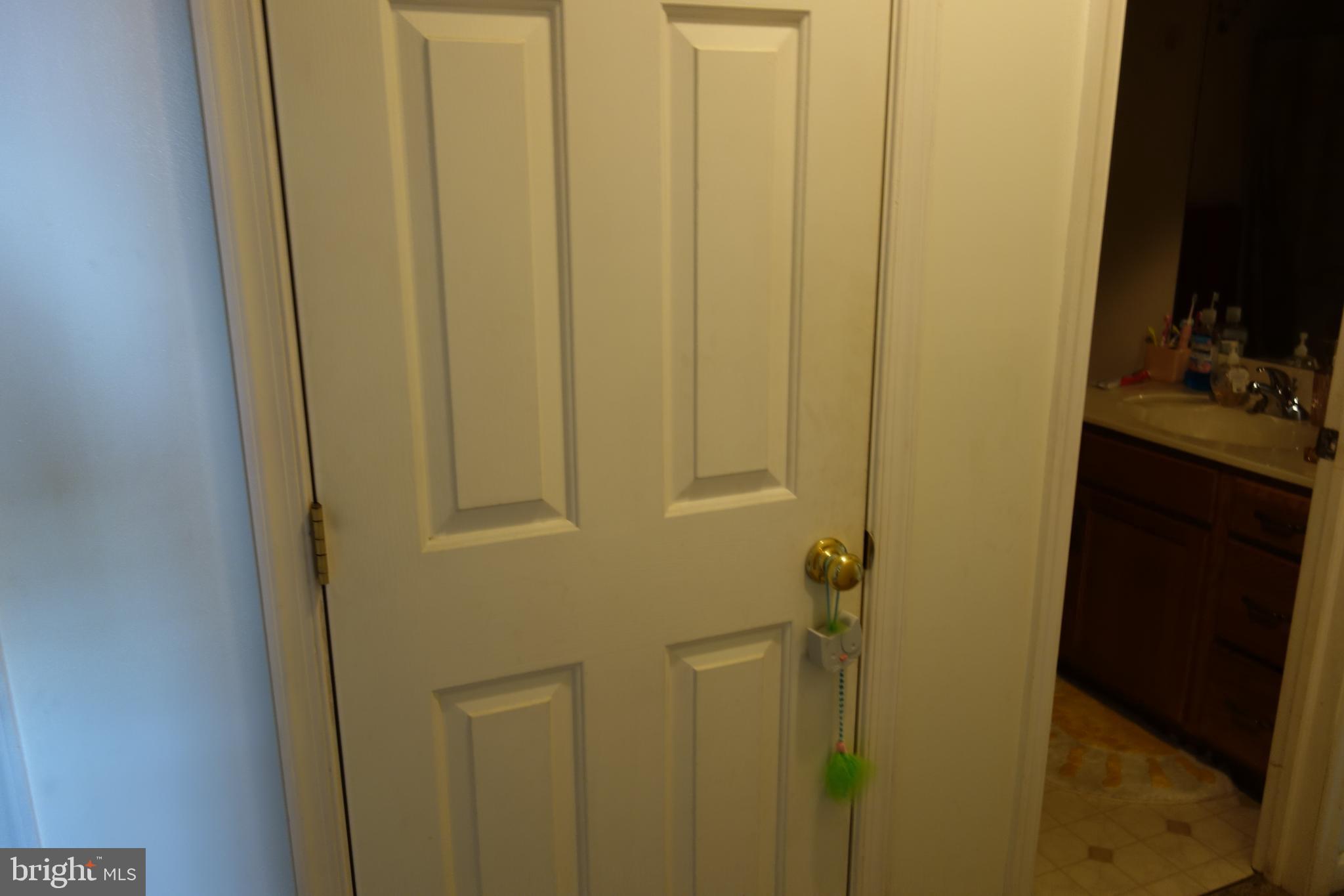 MOUNTAIN SHADOWS - Residential