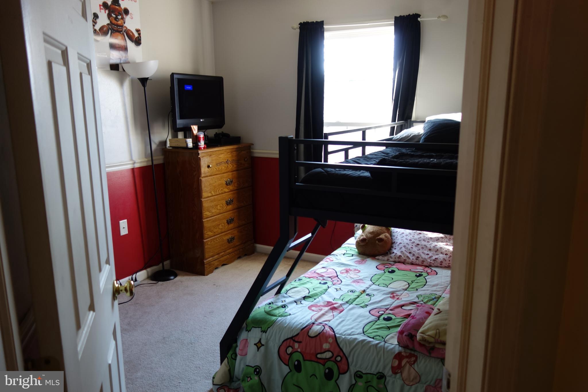 MOUNTAIN SHADOWS - Residential