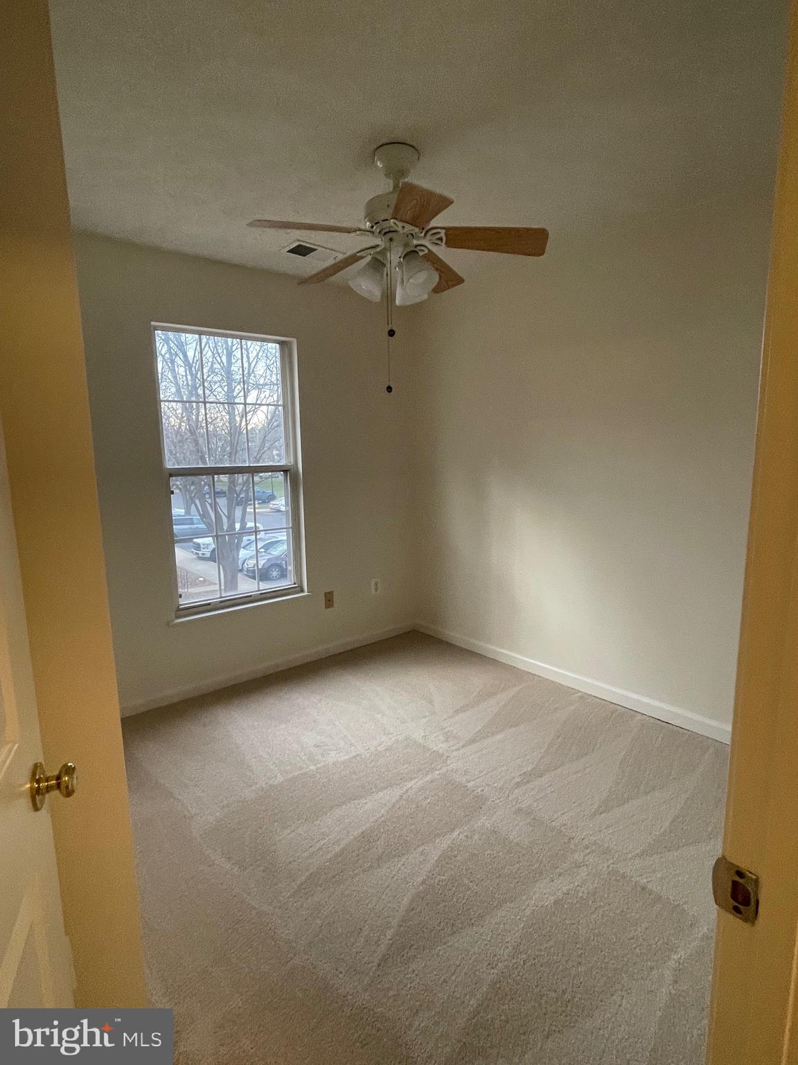 BALLENGER CROSSING - Residential Lease