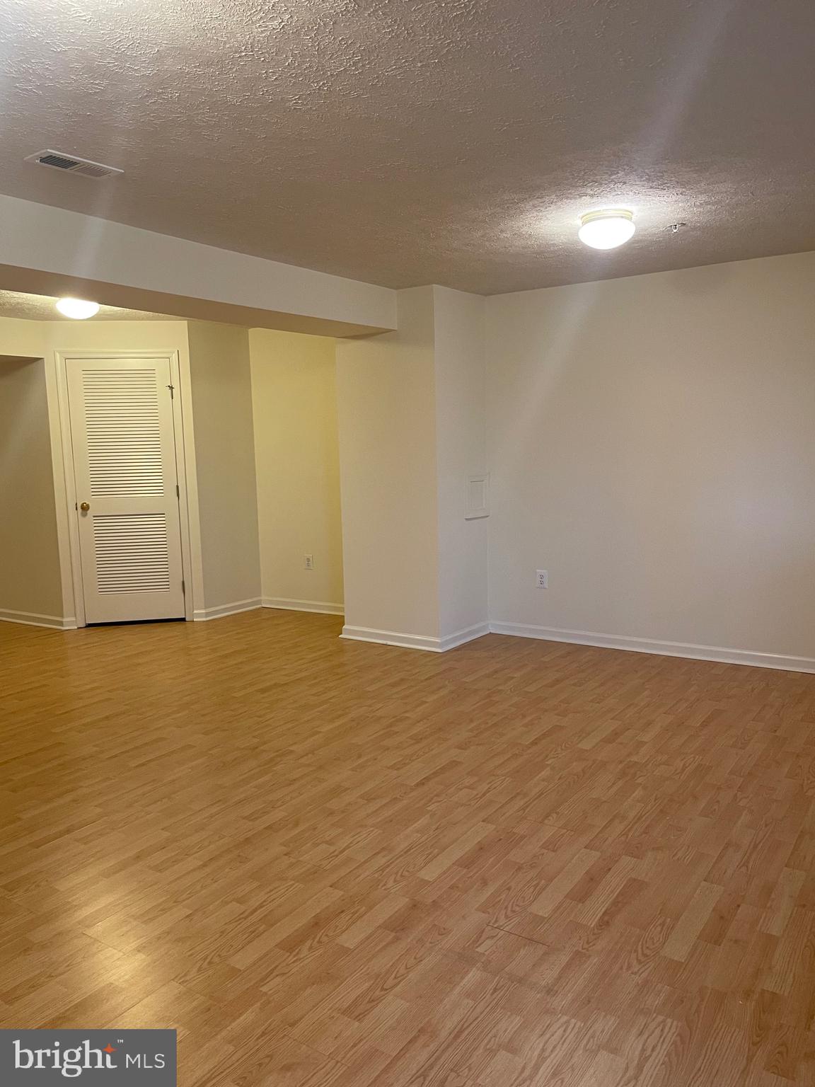 BALLENGER CROSSING - Residential Lease