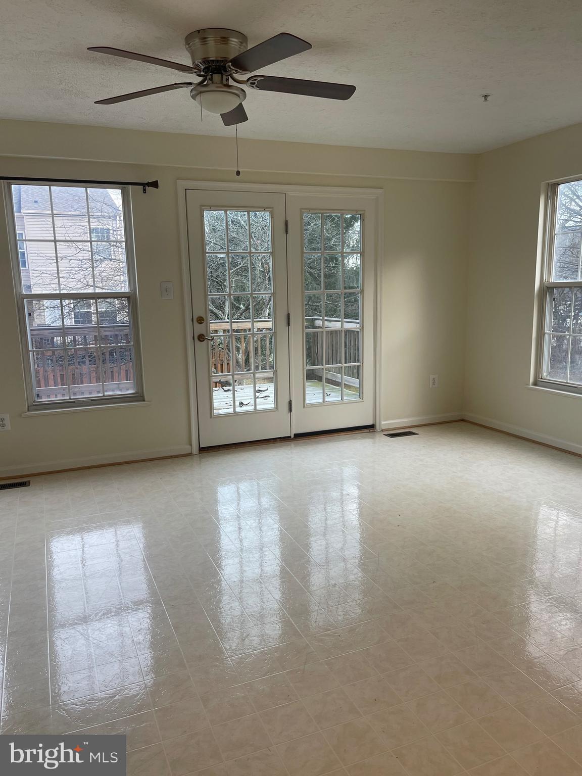 BALLENGER CROSSING - Residential Lease