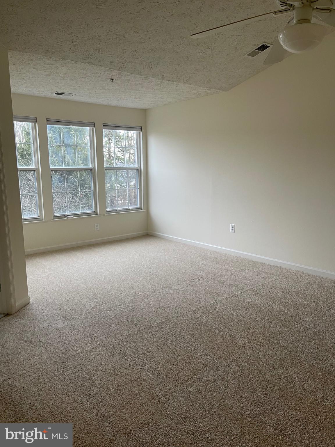 BALLENGER CROSSING - Residential Lease