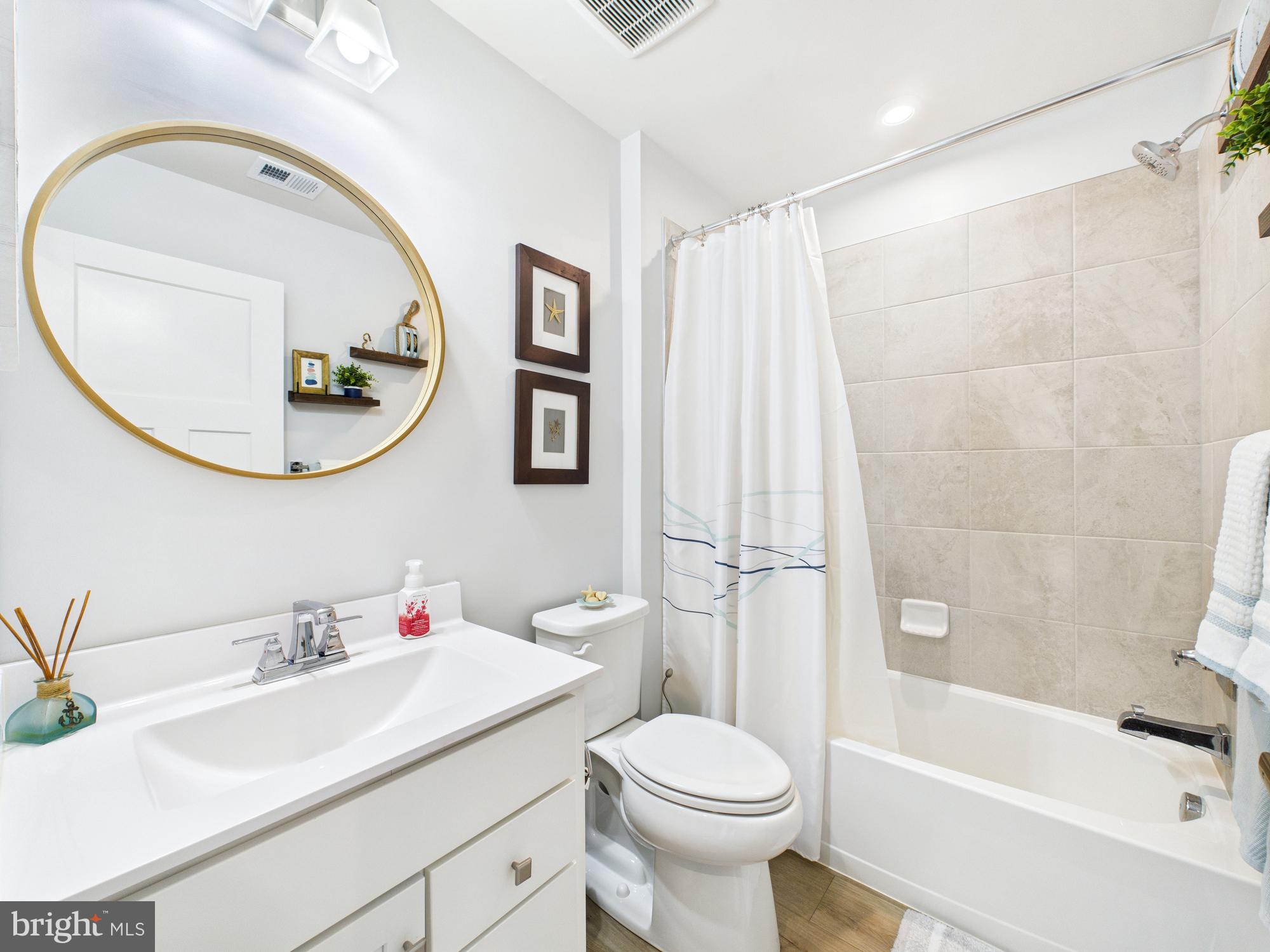 RIVER RUN - Residential