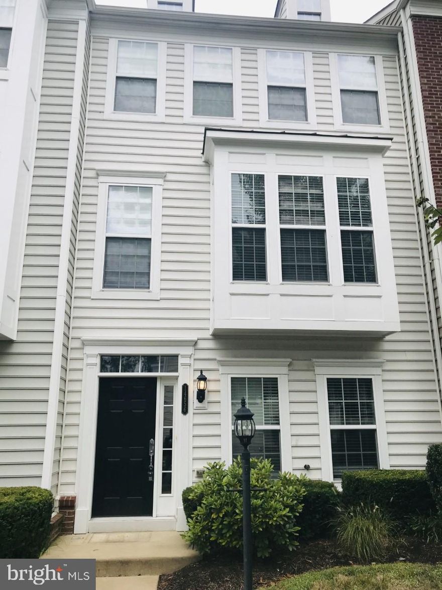 Beautiful 3 level 4 bedroom 3.5 bath townhouse condo in a gated community with maintenance located in Woodbridge. Amenities in the community include indoor pool, Climbing Wall, Outdoor pool with Sundeck, tennis courts, Clubhouse and fitness pool, Tot lots/Playground. Approximately 6 minutes to I-95, Stonebridge Potomac town center right across from the community. Wood floors on main level, stainless steel appliances, eat-in kitchen, two car garage, driveway parking and lots of on street parking. Apply online. Text agent with any questions