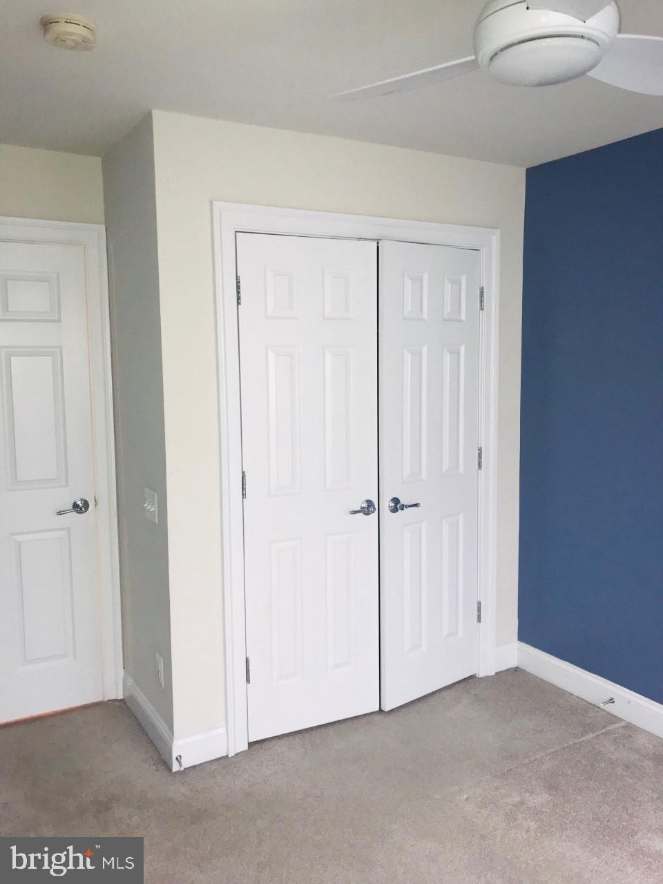 POTOMAC CLUB CONDOMINIUMS - Residential Lease