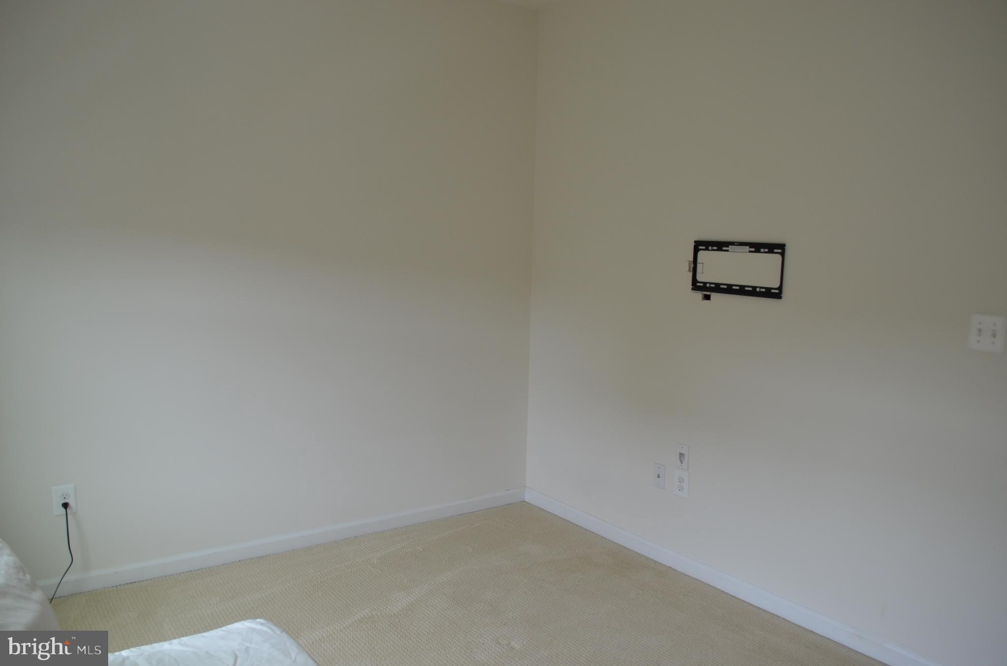 EAGER PARK TOWNHOMES - Residential Lease