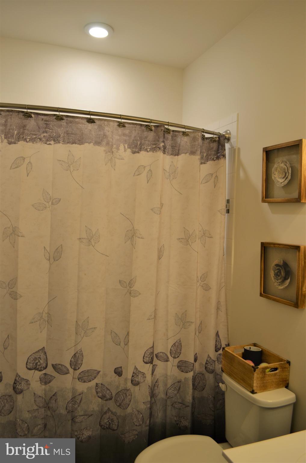 EAGER PARK TOWNHOMES - Residential Lease