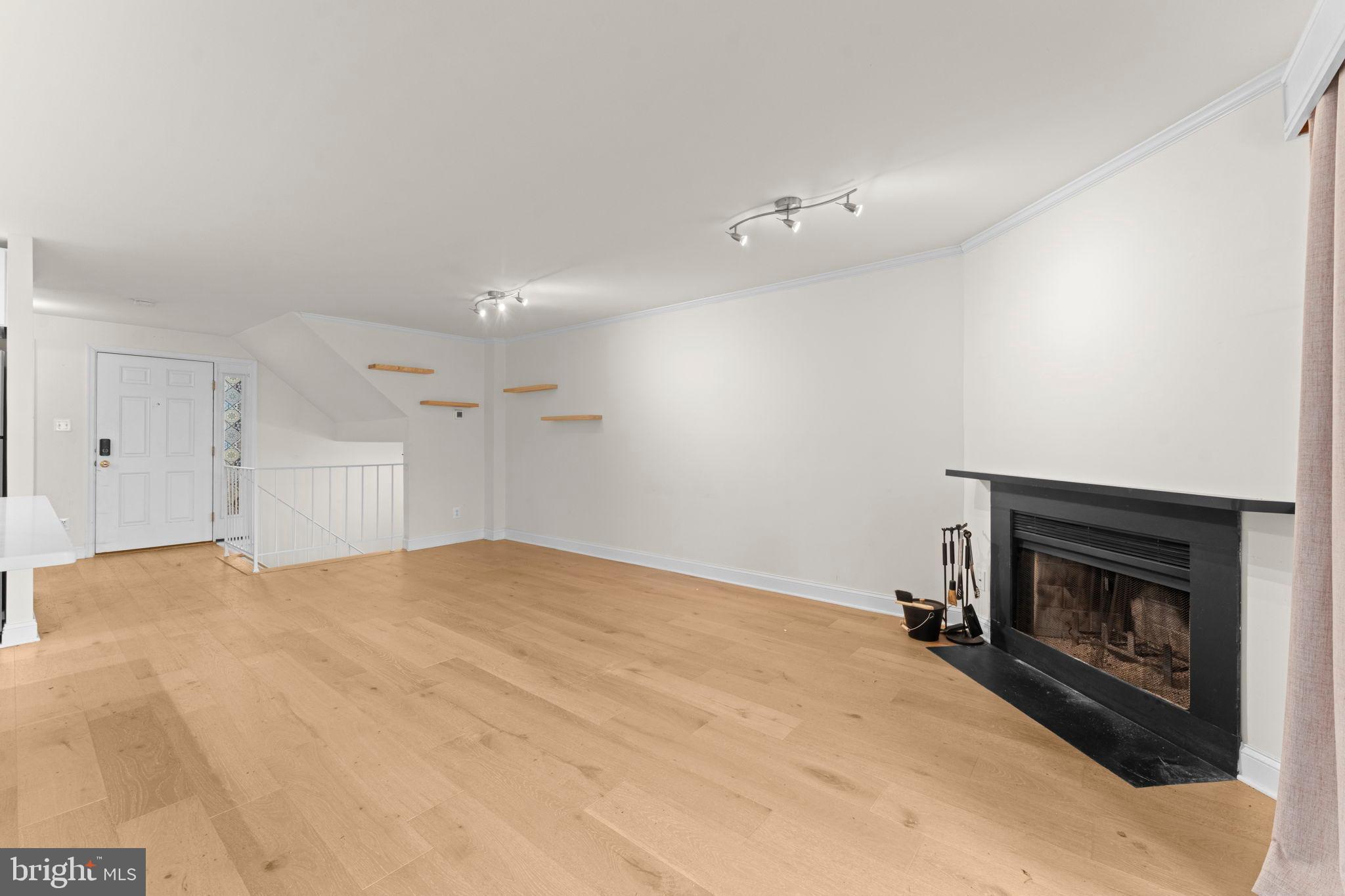 DUNDREE HILL - Residential