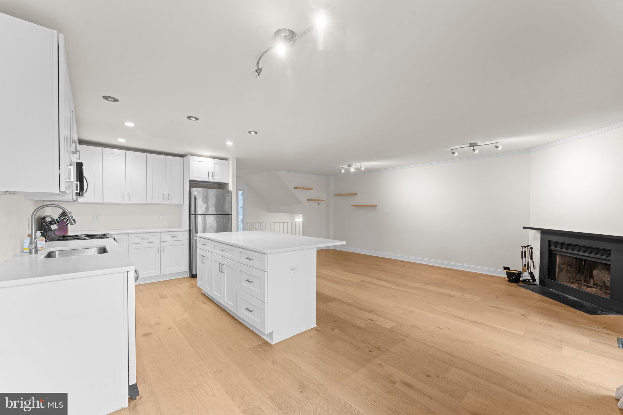 DUNDREE HILL - Residential