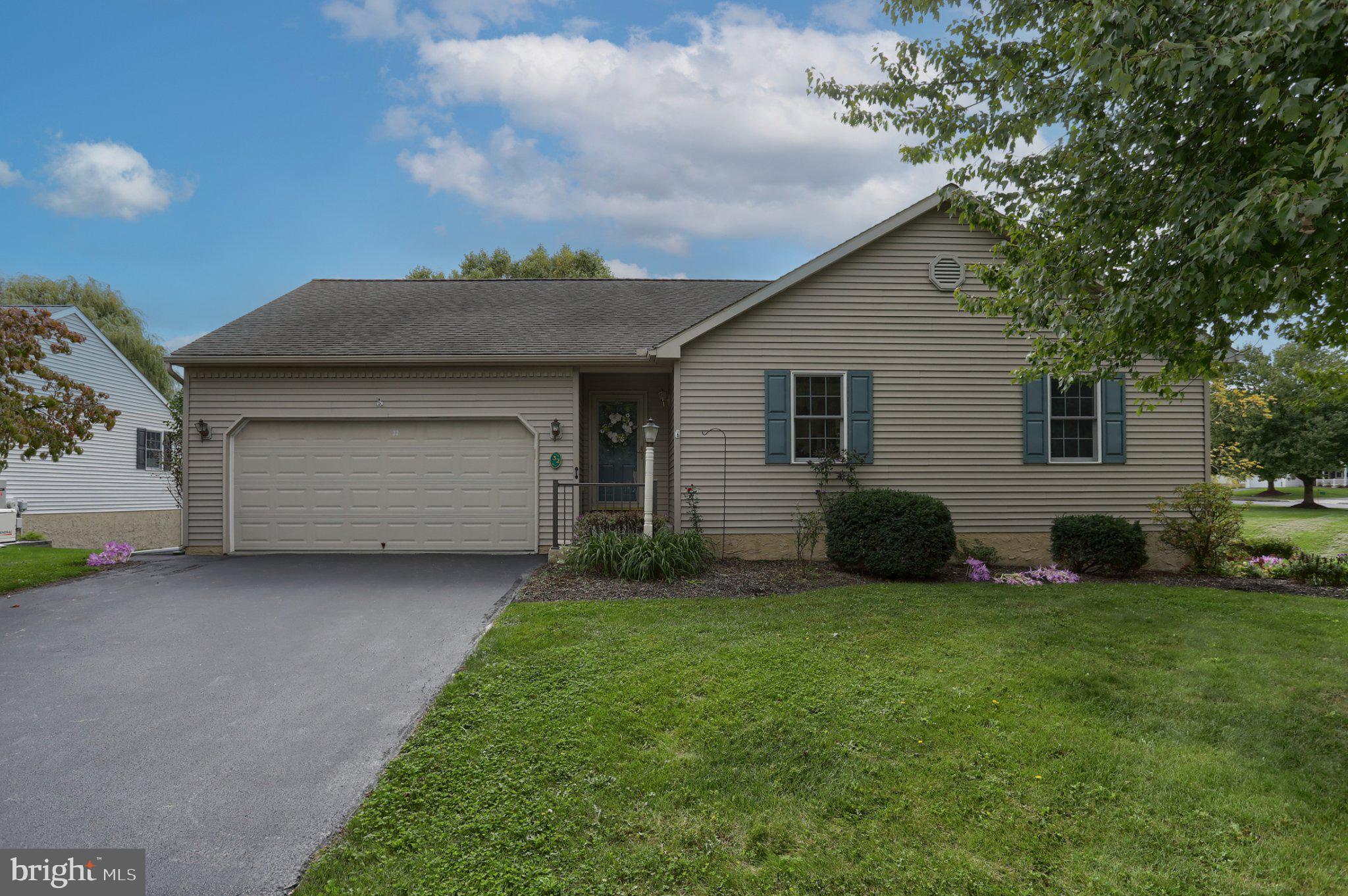 32 ARBOR DRIVE