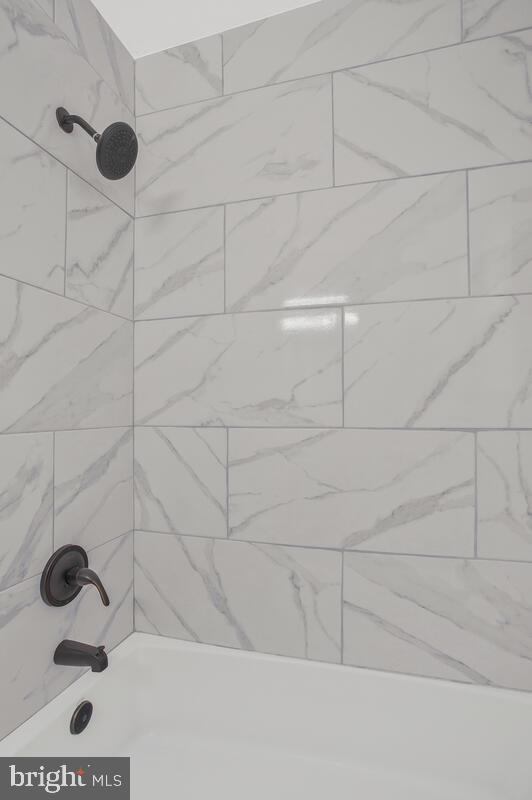 NORTH FORESTVILLE - Residential