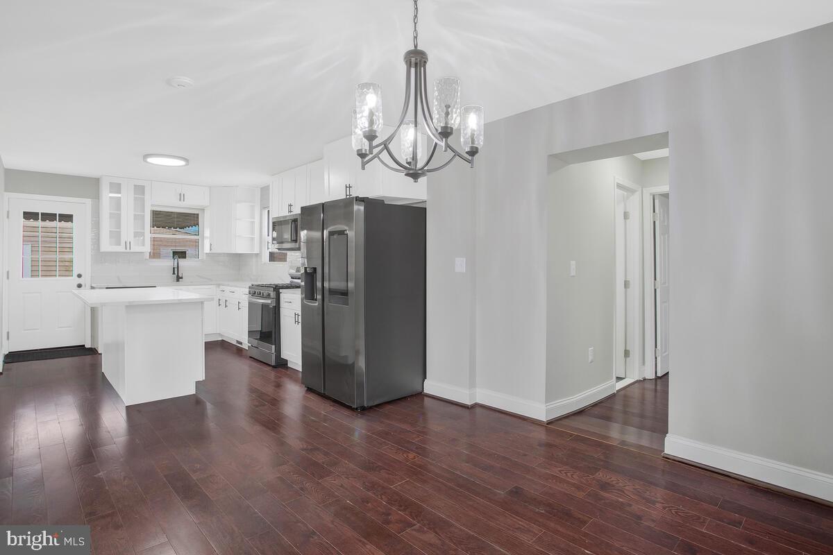 NORTH FORESTVILLE - Residential