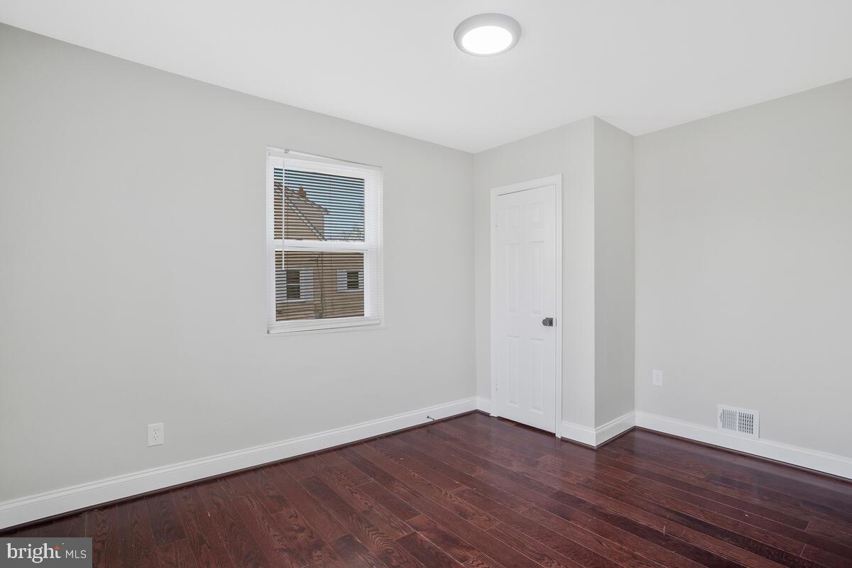 NORTH FORESTVILLE - Residential