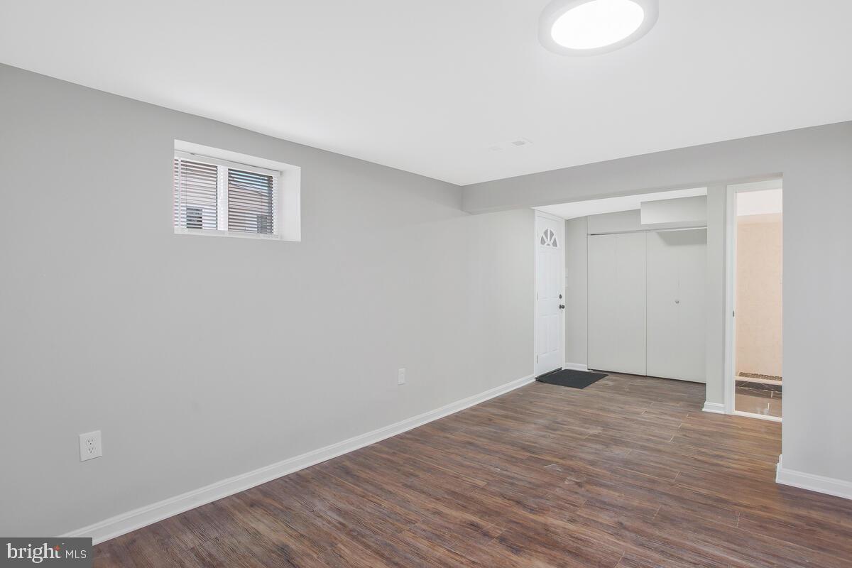 NORTH FORESTVILLE - Residential