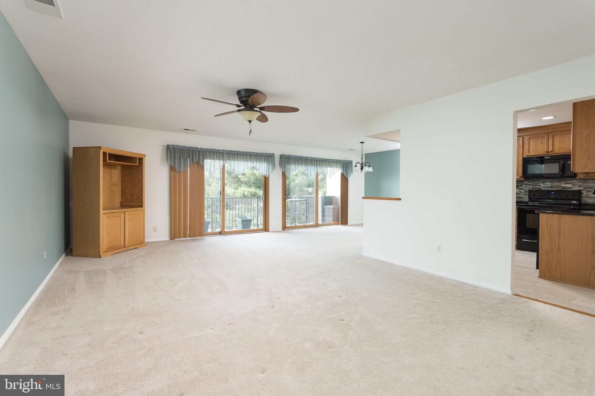550 RIVIERA DRIVE B