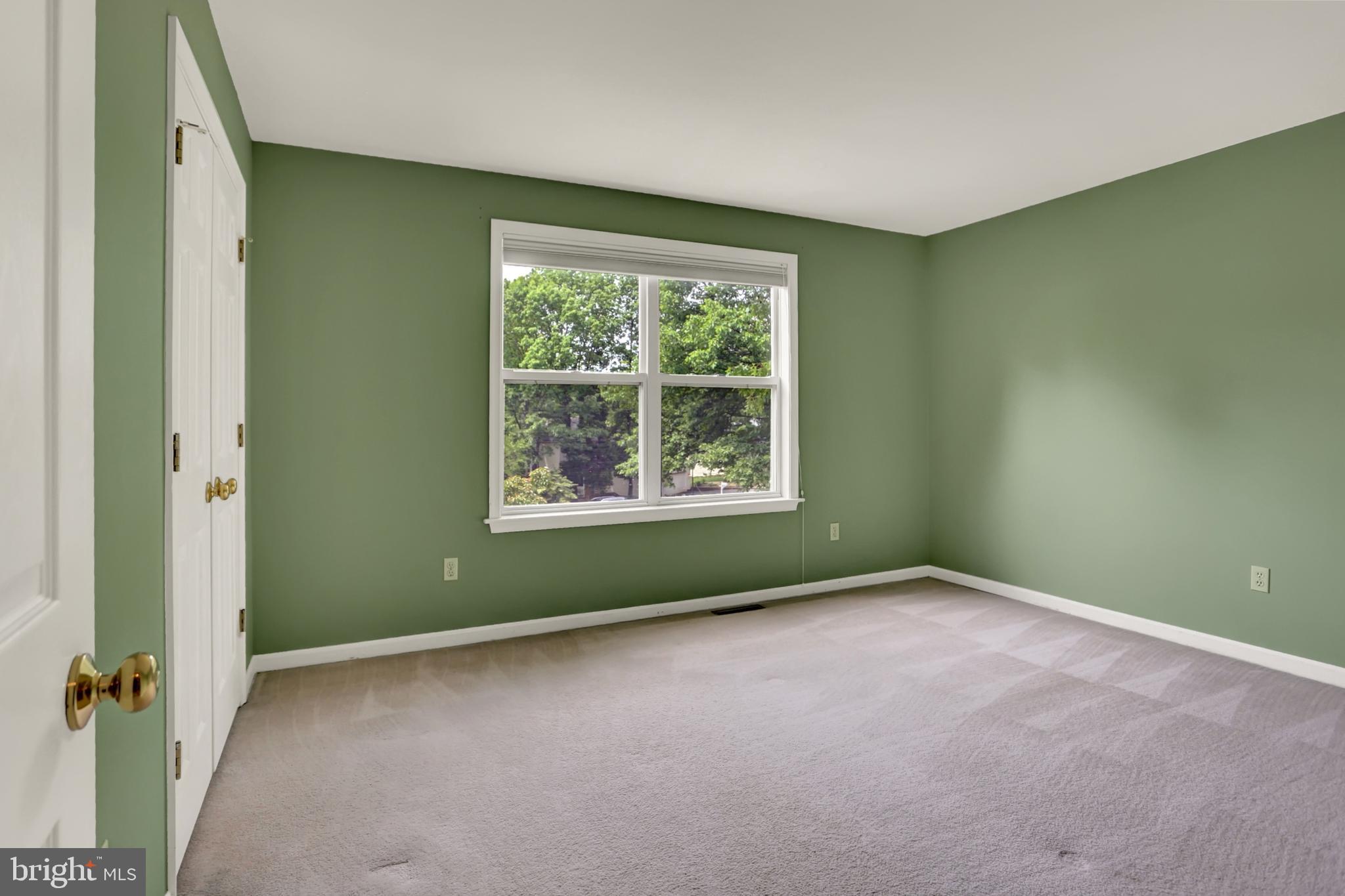 SUMMIT POINTE - Residential