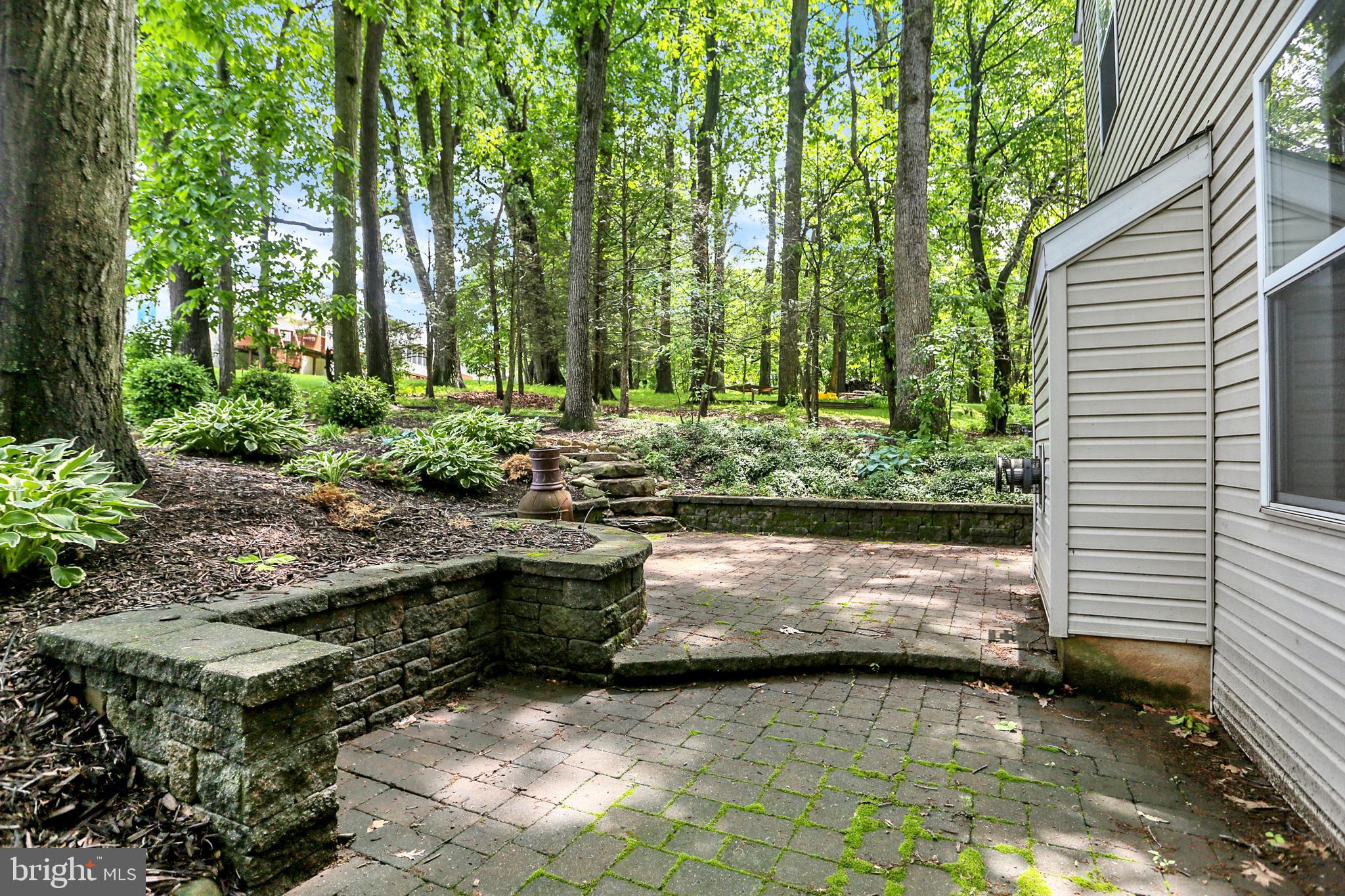 SUMMIT POINTE - Residential