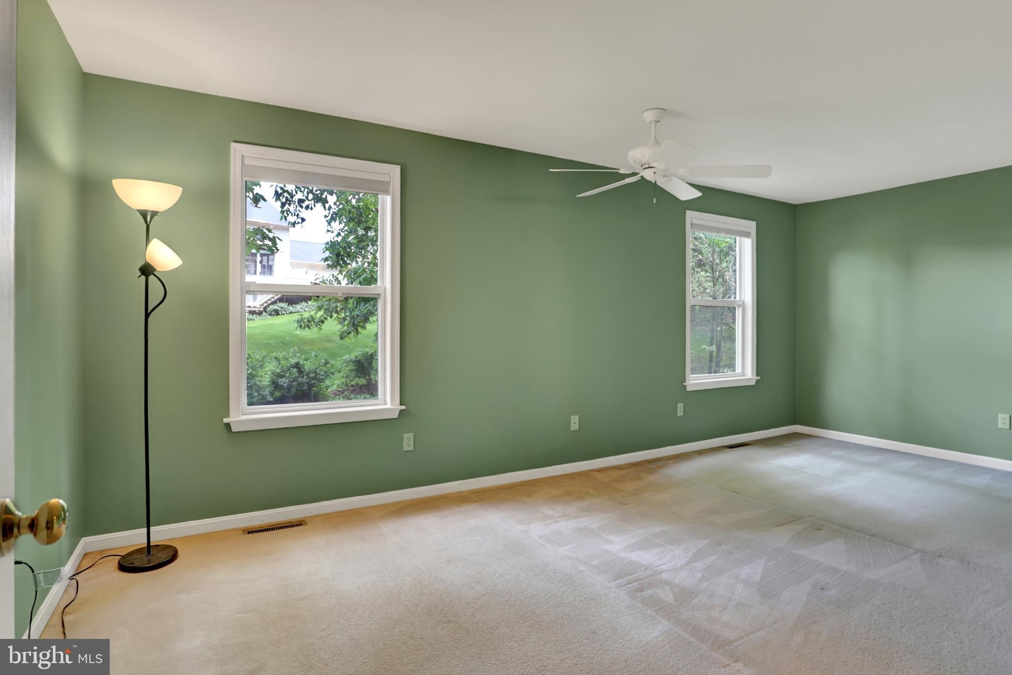 SUMMIT POINTE - Residential