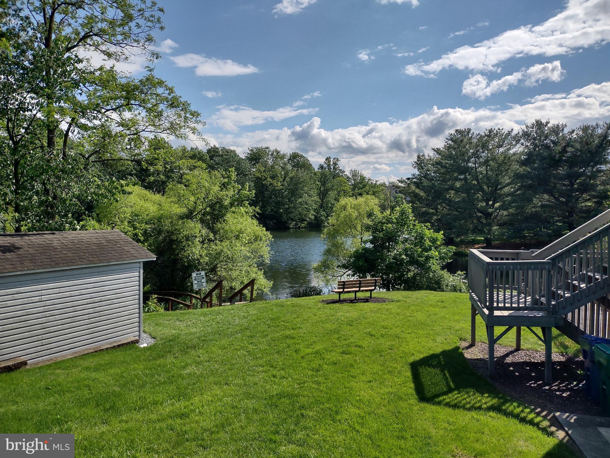 SUMMIT POINTE - Residential