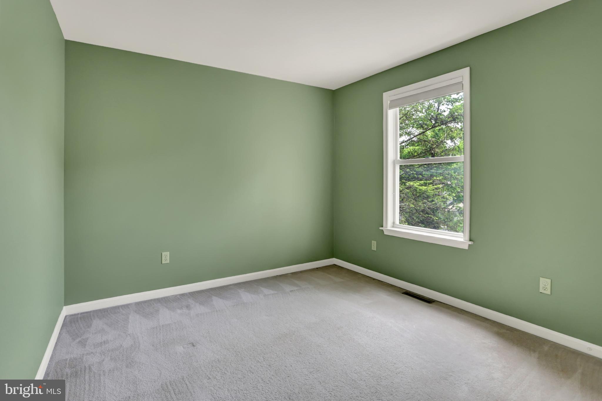 SUMMIT POINTE - Residential