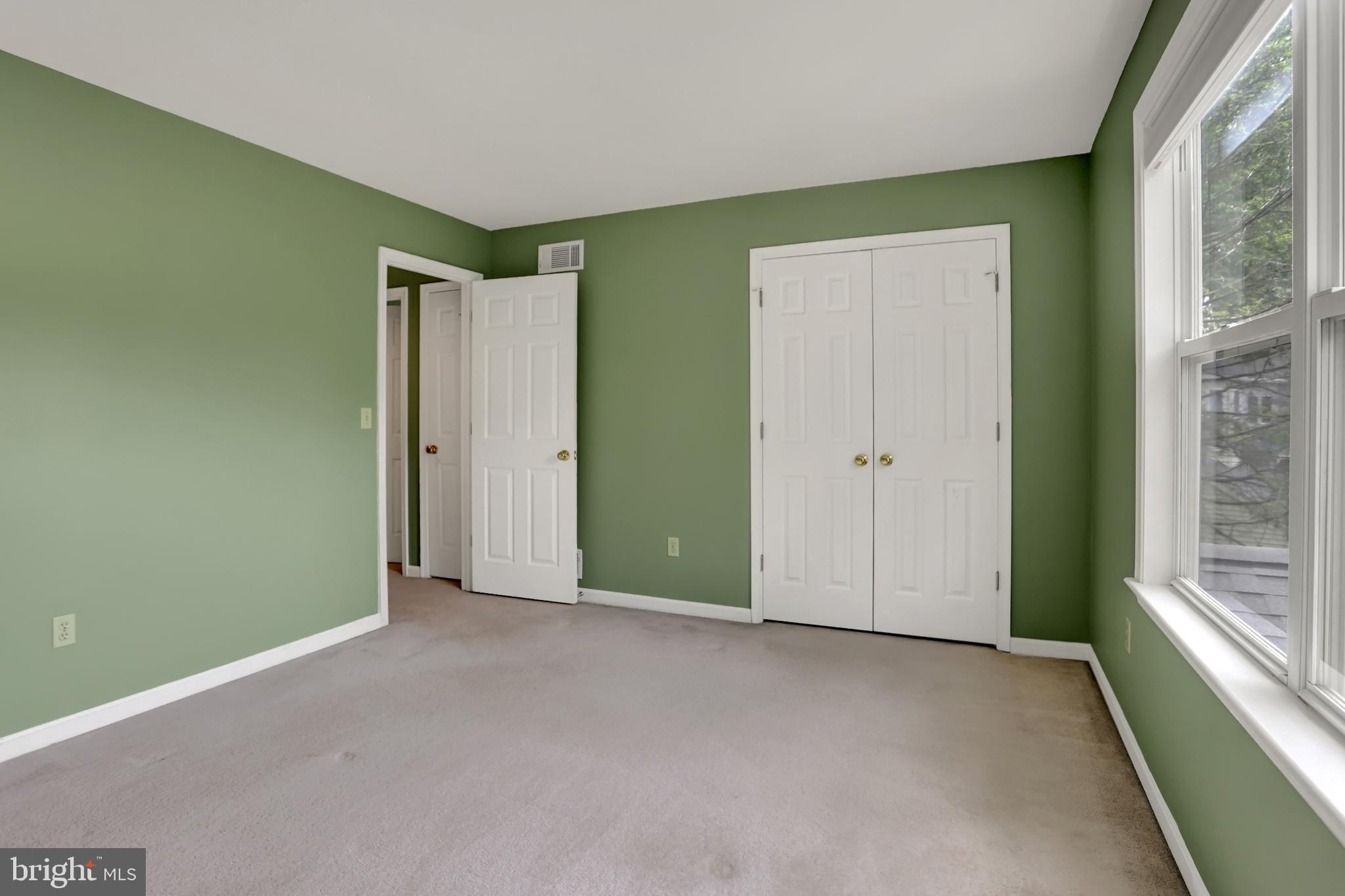 SUMMIT POINTE - Residential