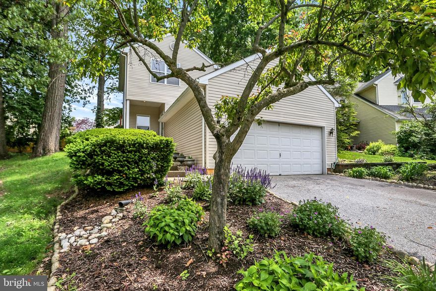 Well maintained, prepped & ready for new owner, Summit Pointe 2 story home on quiet cul-de-sac in Lower Paxton Twp, Central Dauphin Schools.  Fresh paint throughout, sparkling clean & shows beautifully!  Living Room w/gas fireplace, and sliders that open to side & rear paver patios, and a relaxing park-like backyard. 
 Kitchen w/gas cooking, and large breakfast bar w/addl storage.   Convenient main level laundry.  Newer roof, replacement windows, gas heat.  Centrally located close to shopping & major highways.  This alluring & lovingly maintained house is ready to become someone's new home!  Residents have access to walking trails, pool, and clubhouse, see photos.