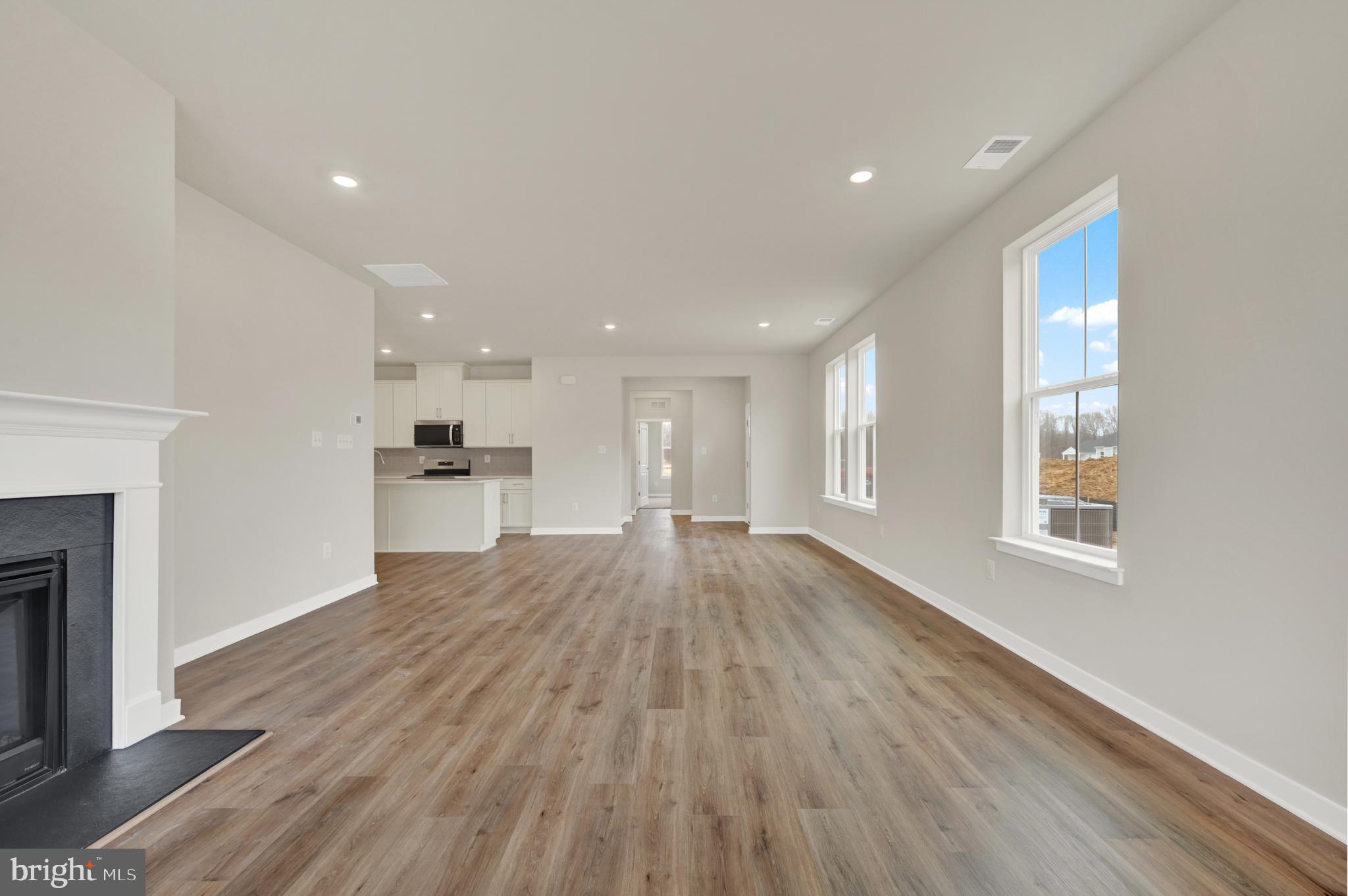 NOBLES POND - Residential