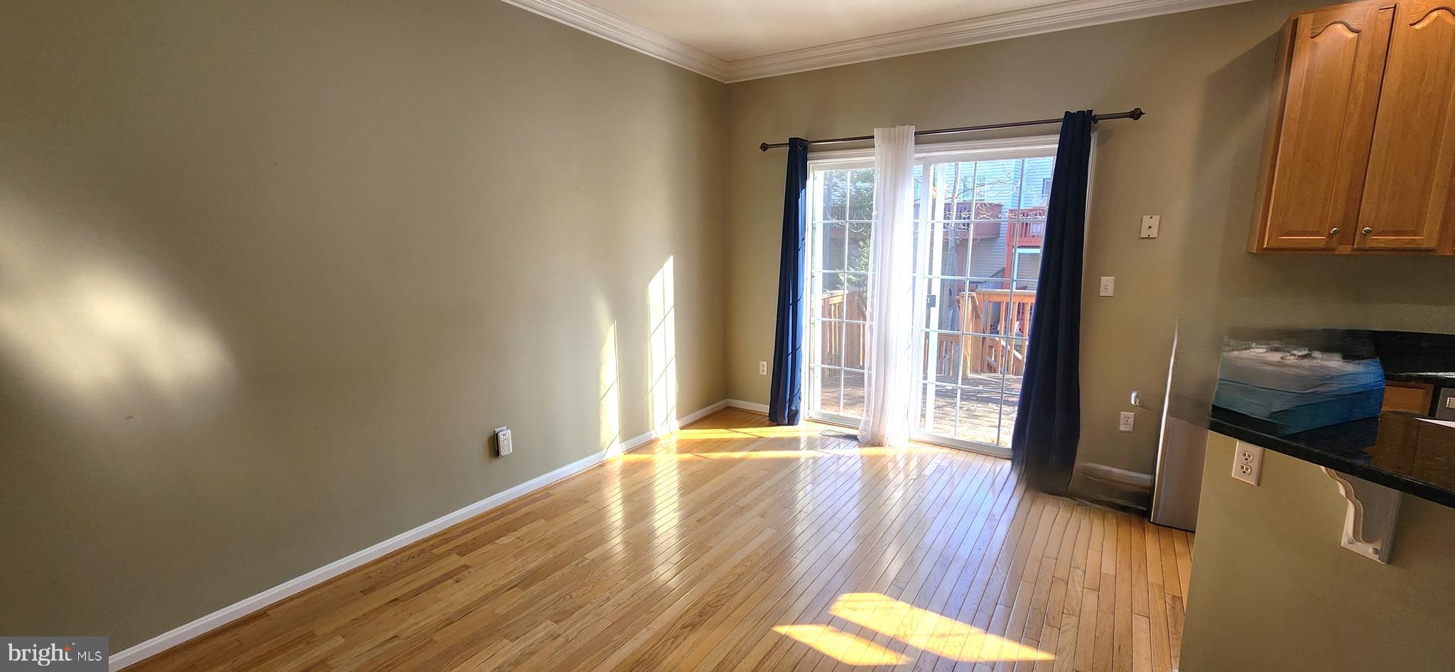 WOODS LANDING - Residential Lease