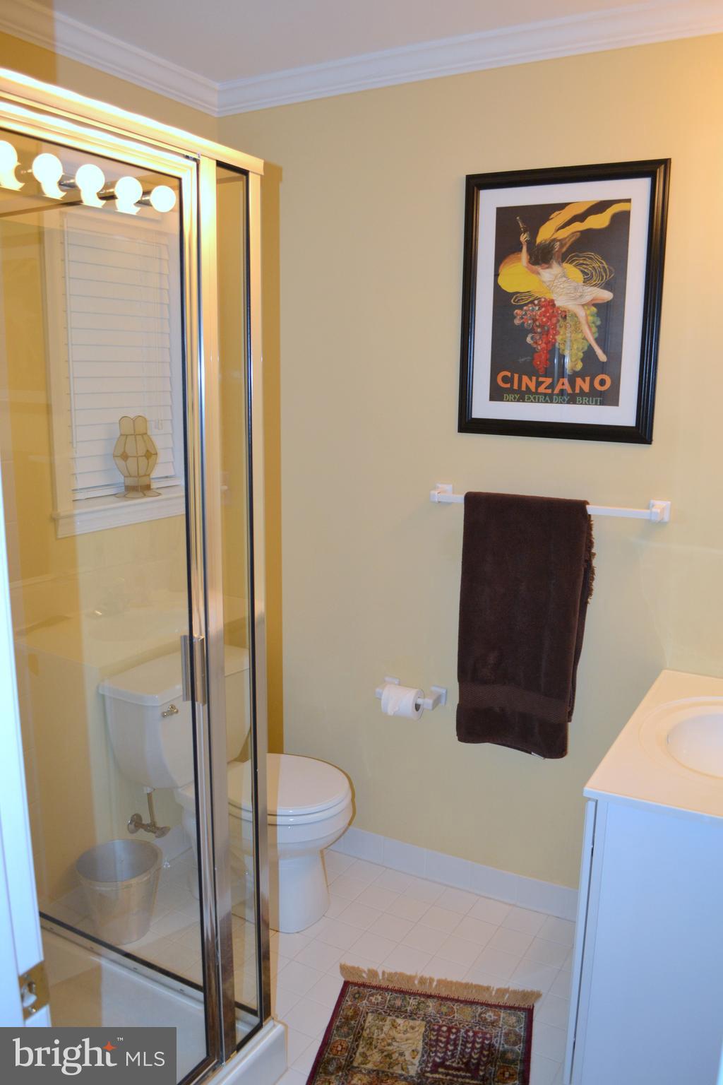 WOODS LANDING - Residential Lease