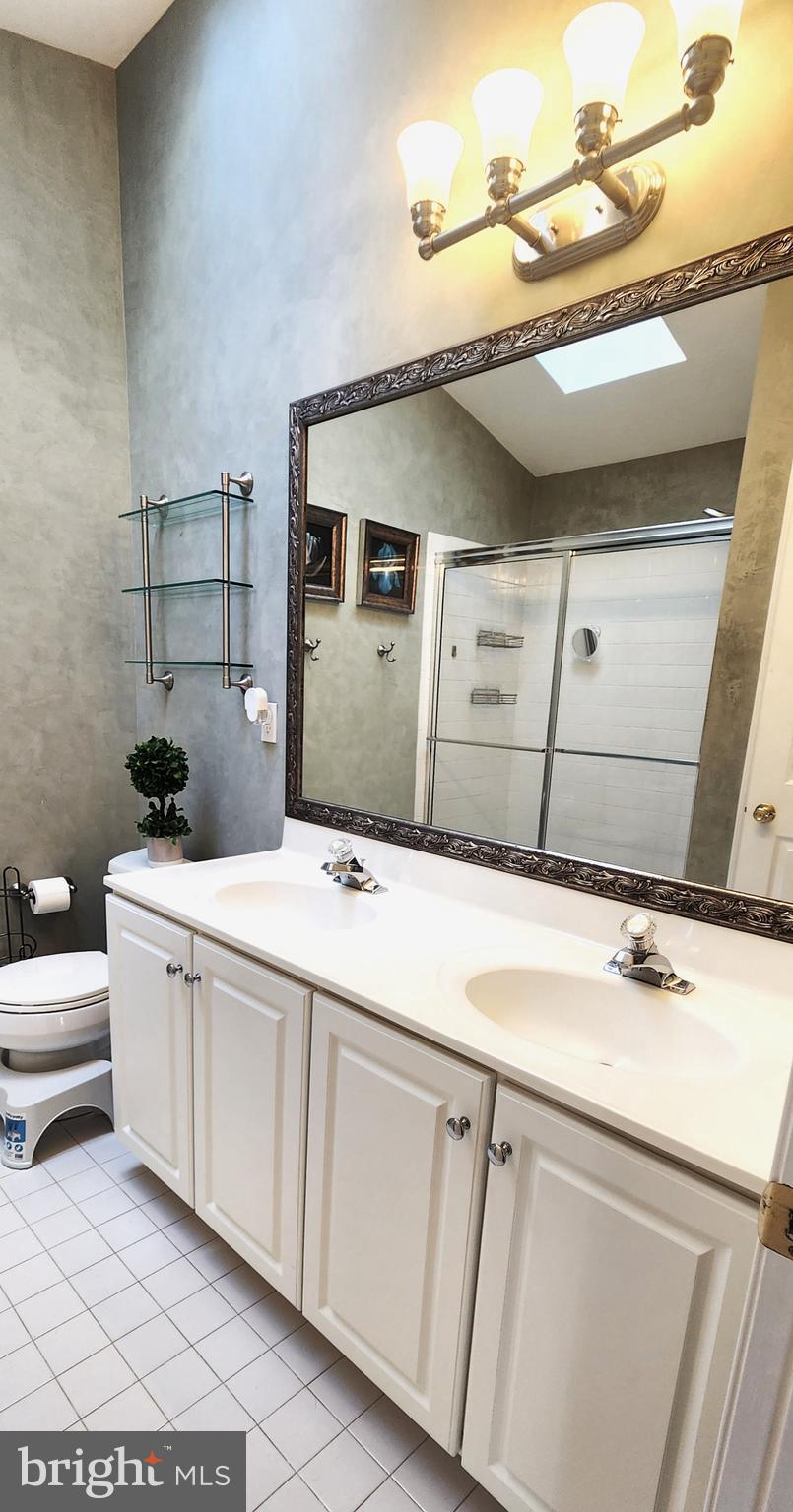 WOODS LANDING - Residential Lease