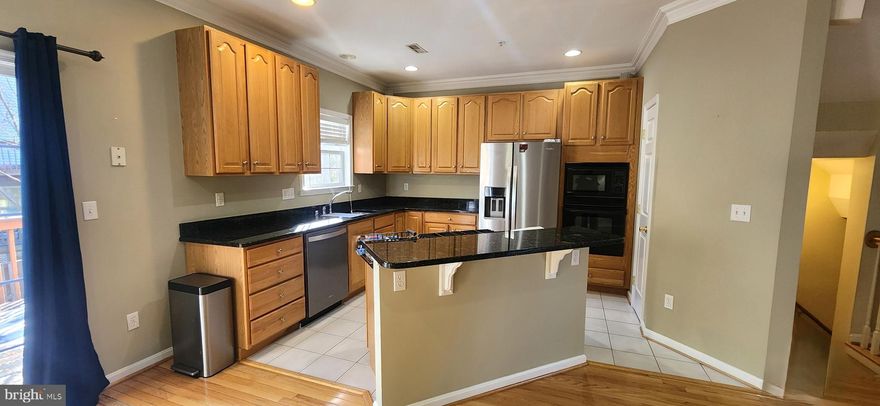 Broadneck Schools!!!   Exclusive Woods Landing Community 3 Bedroom , 3.5 Bathrooms, Garage Townhome. Hardwood  floors throughout home, Gourmet Kitchen, Primary Suite w/ 2 Walk in Closets. Extra touches in the home include, crown molding, upgrading lighting, granite, island, and much more. Deck off kitchen perfect for entertaining, fenced backyard.  Launch your Kayak or Canoe from the Community Pier, tot lots & Nature Trail.   Good Credit a must. Pets considered on case by case basis, size and weight restriction.