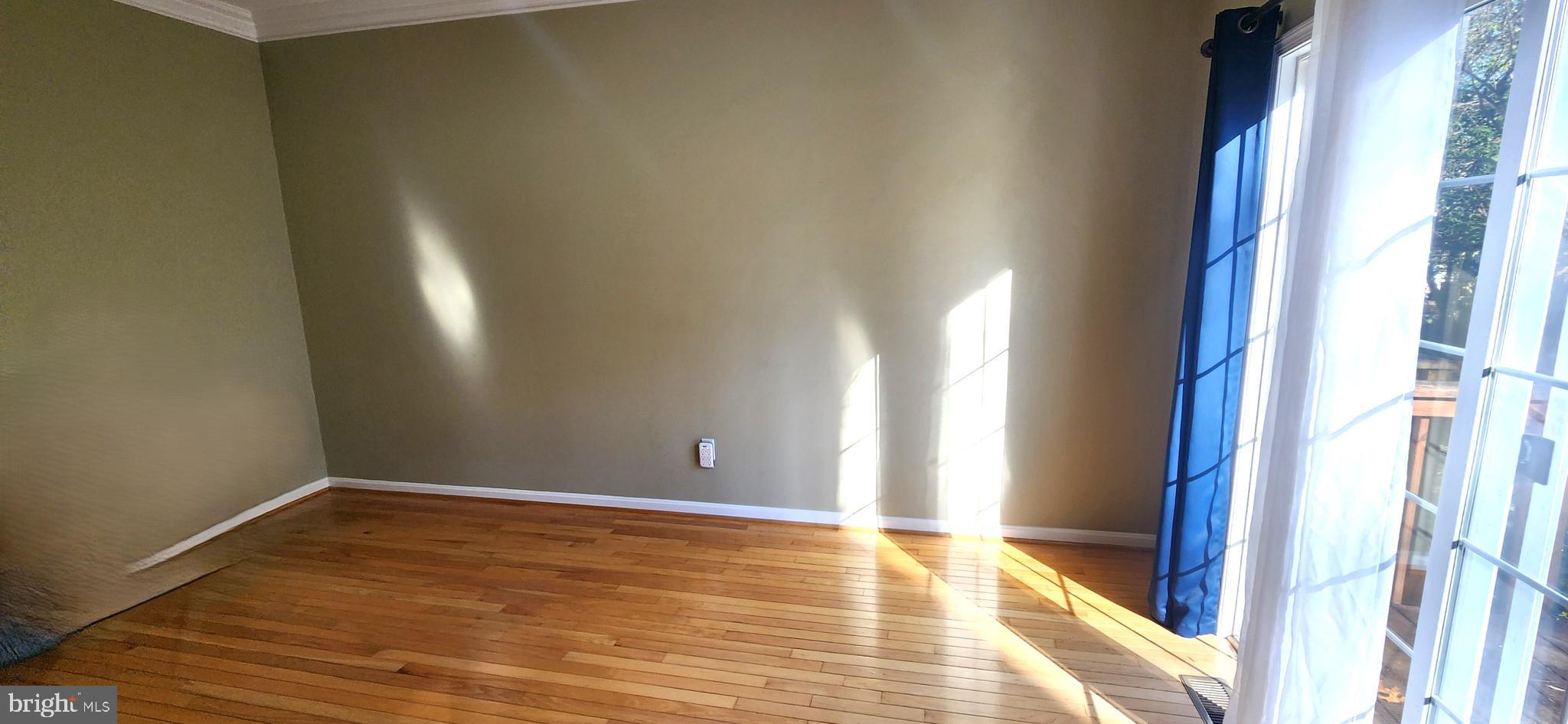 WOODS LANDING - Residential Lease