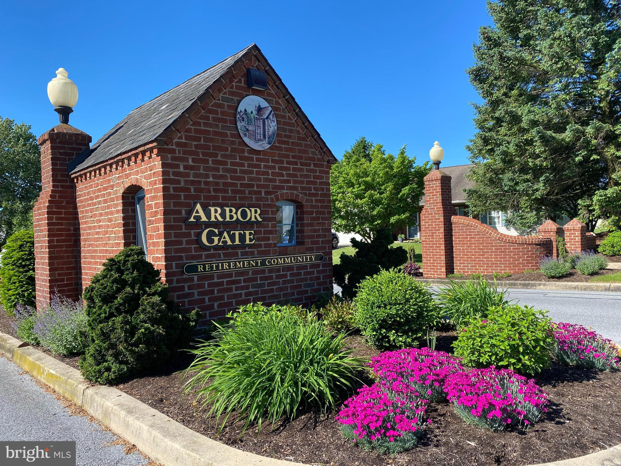 ARBOR GATE - Residential