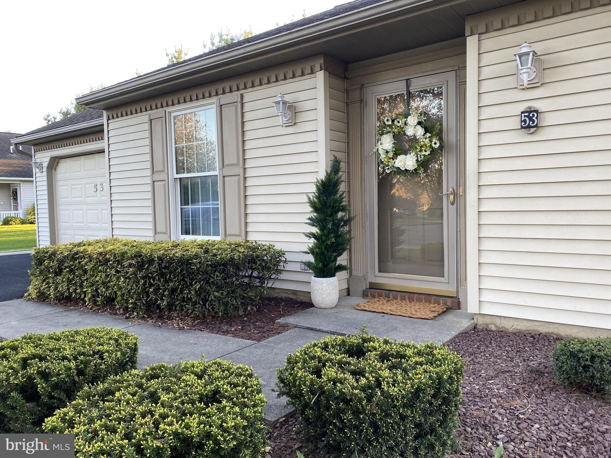 ARBOR GATE - Residential