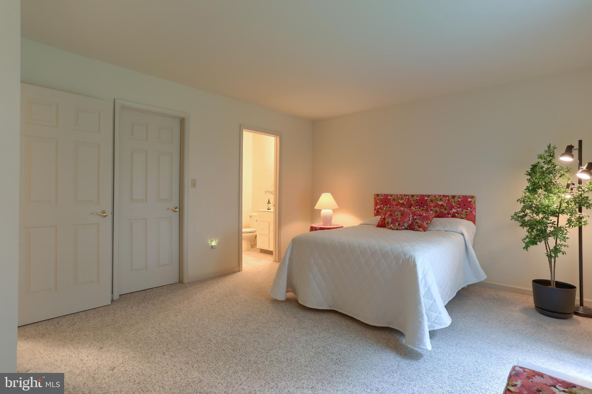 ARBOR GATE - Residential